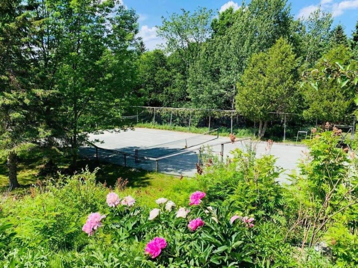 L'Orford VIEW POOL TENNIS SPA