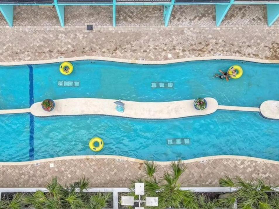 Ocean Front King Suit Myrtle Beach Heated Pools Landmark view 5