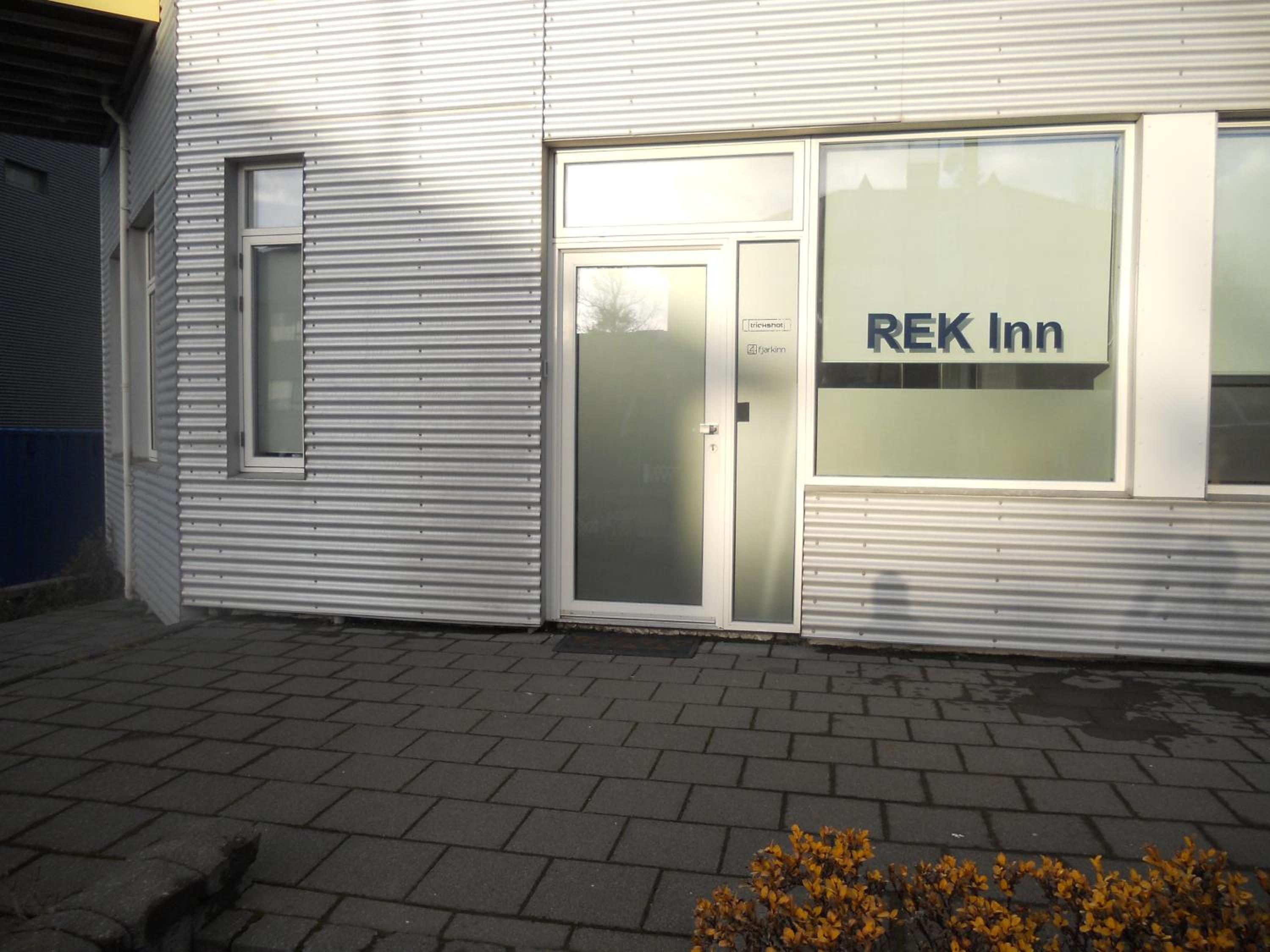 REK Inn