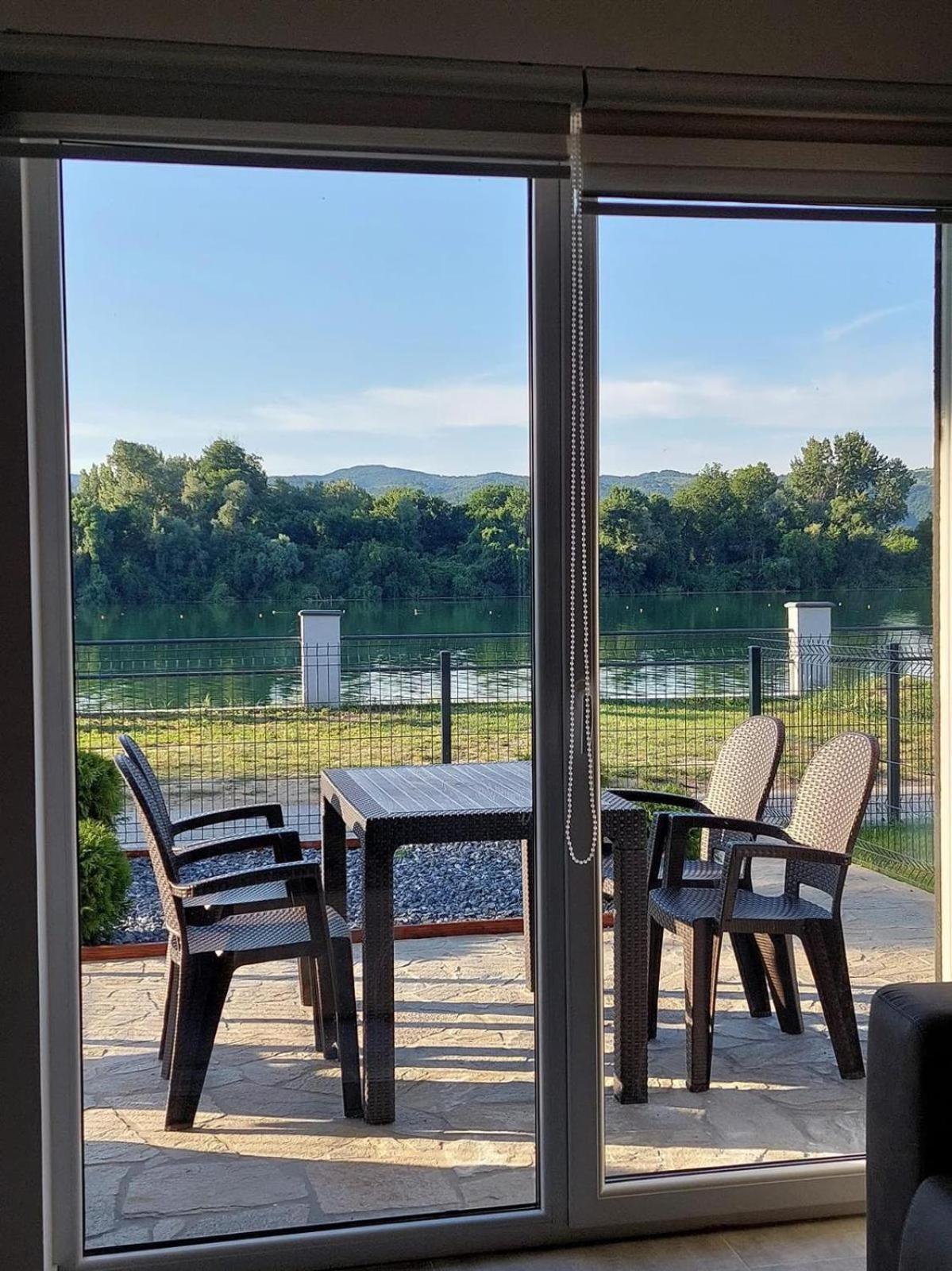 Lejka apartmani Srebrno jezero
