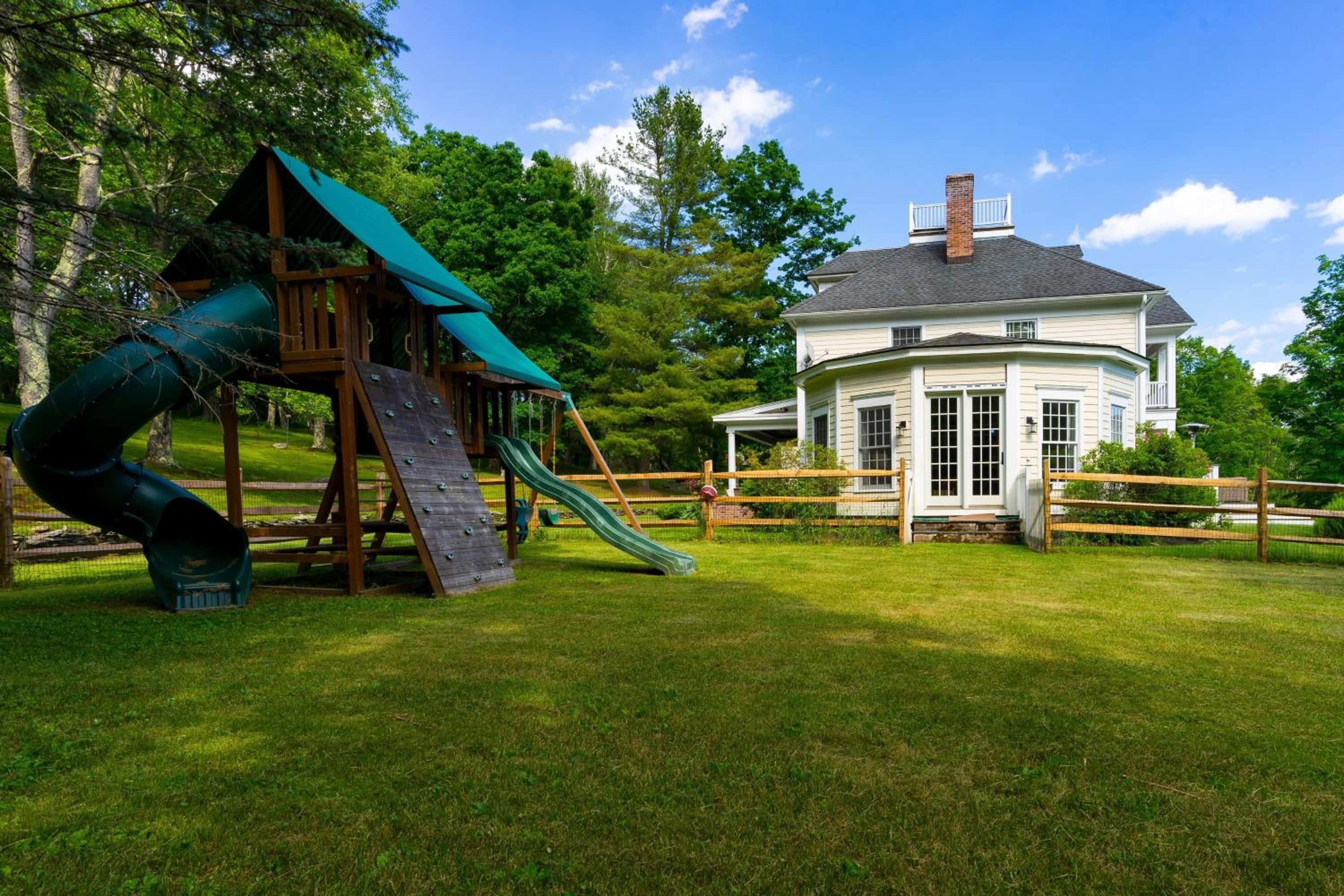 Secluded Estate • Optional Guest House Pond Playroom Gym Theater Sunny Pond by AvantStay