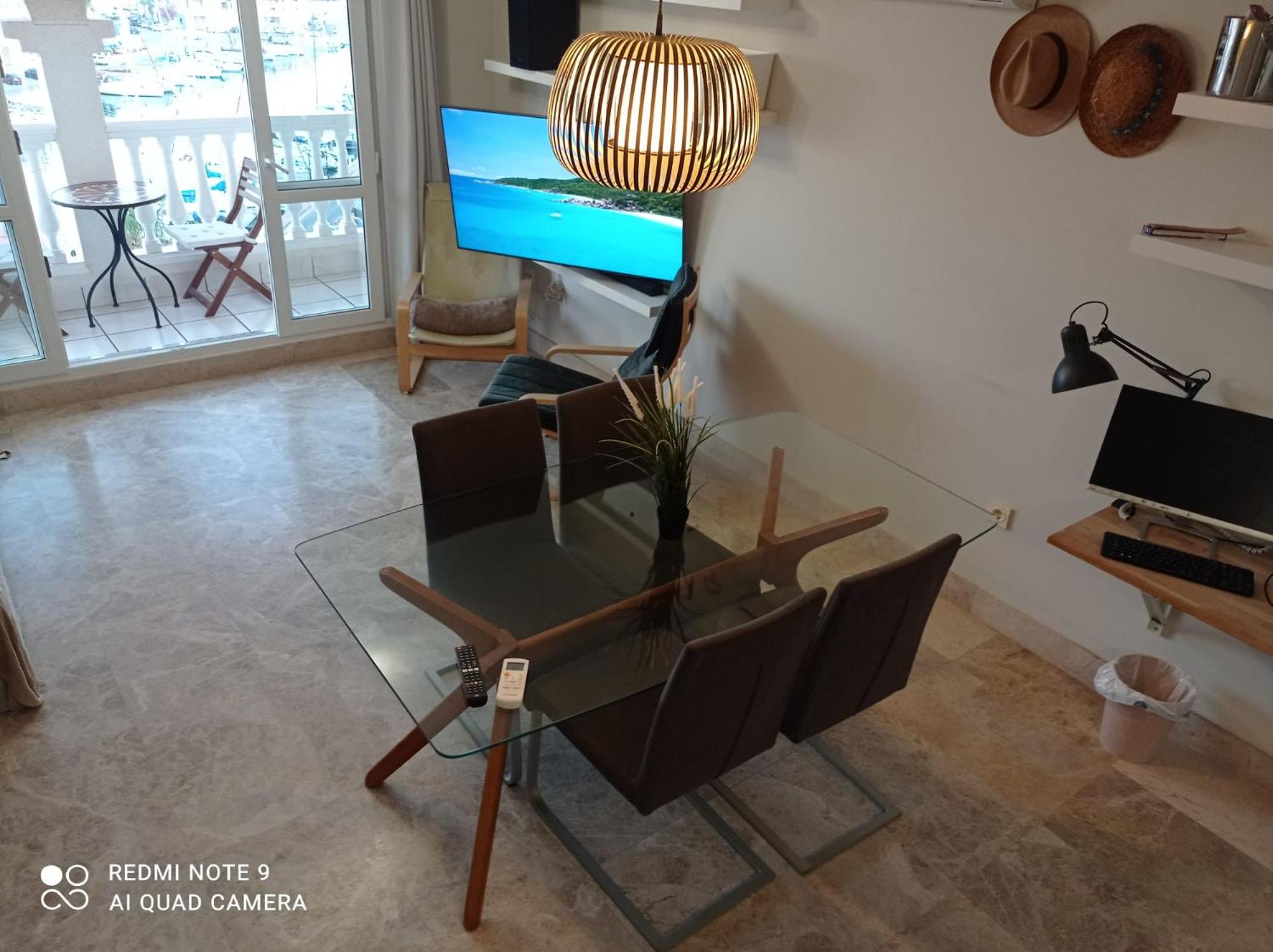 Apartamento de Calidad en Almerimar con Excelente Vista al Mar y buena Ubicacion