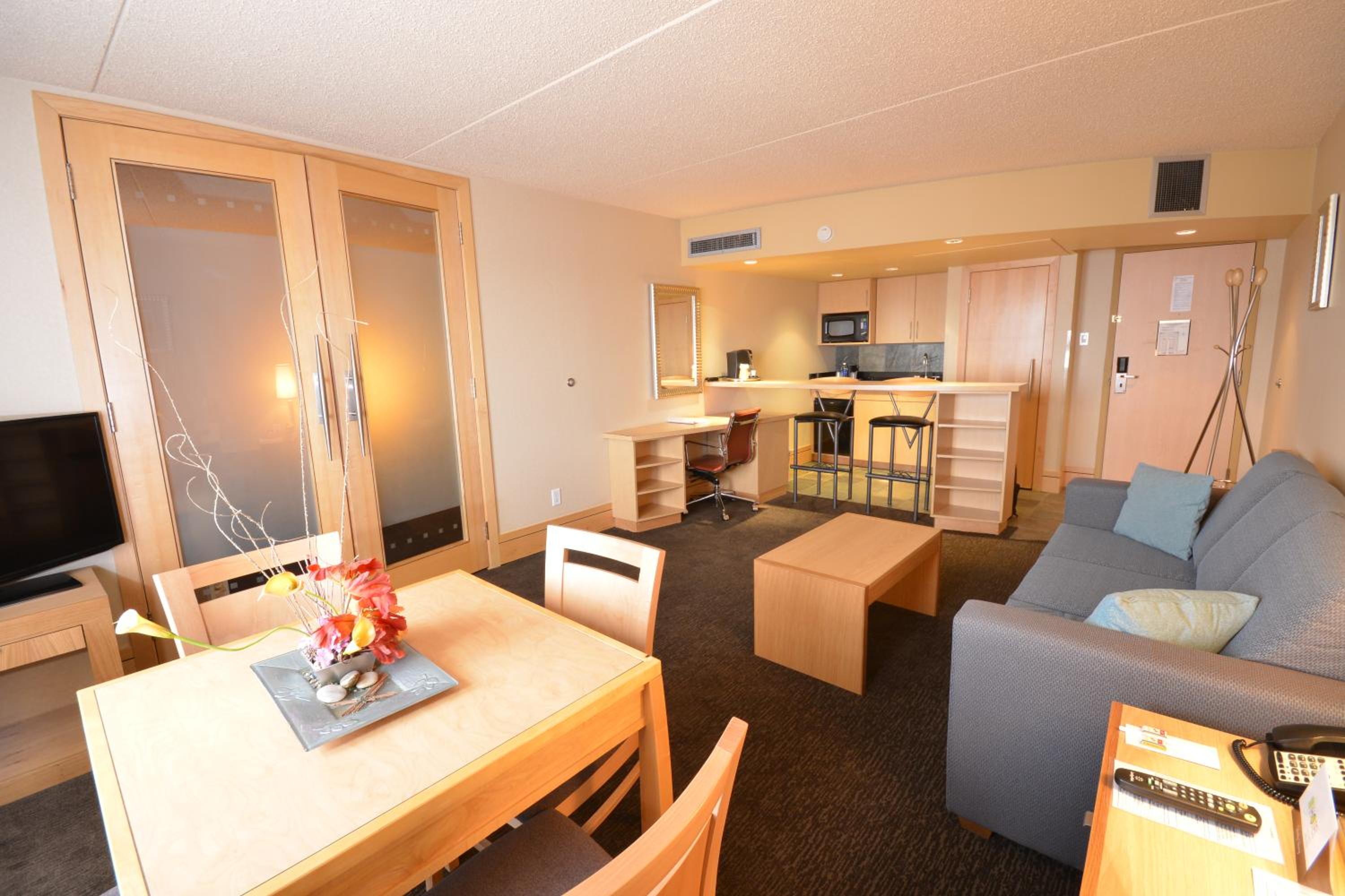 Red Deer Vacations - iHotel and Conference Centre Red Deer formerly Radisson - Property Image 46
