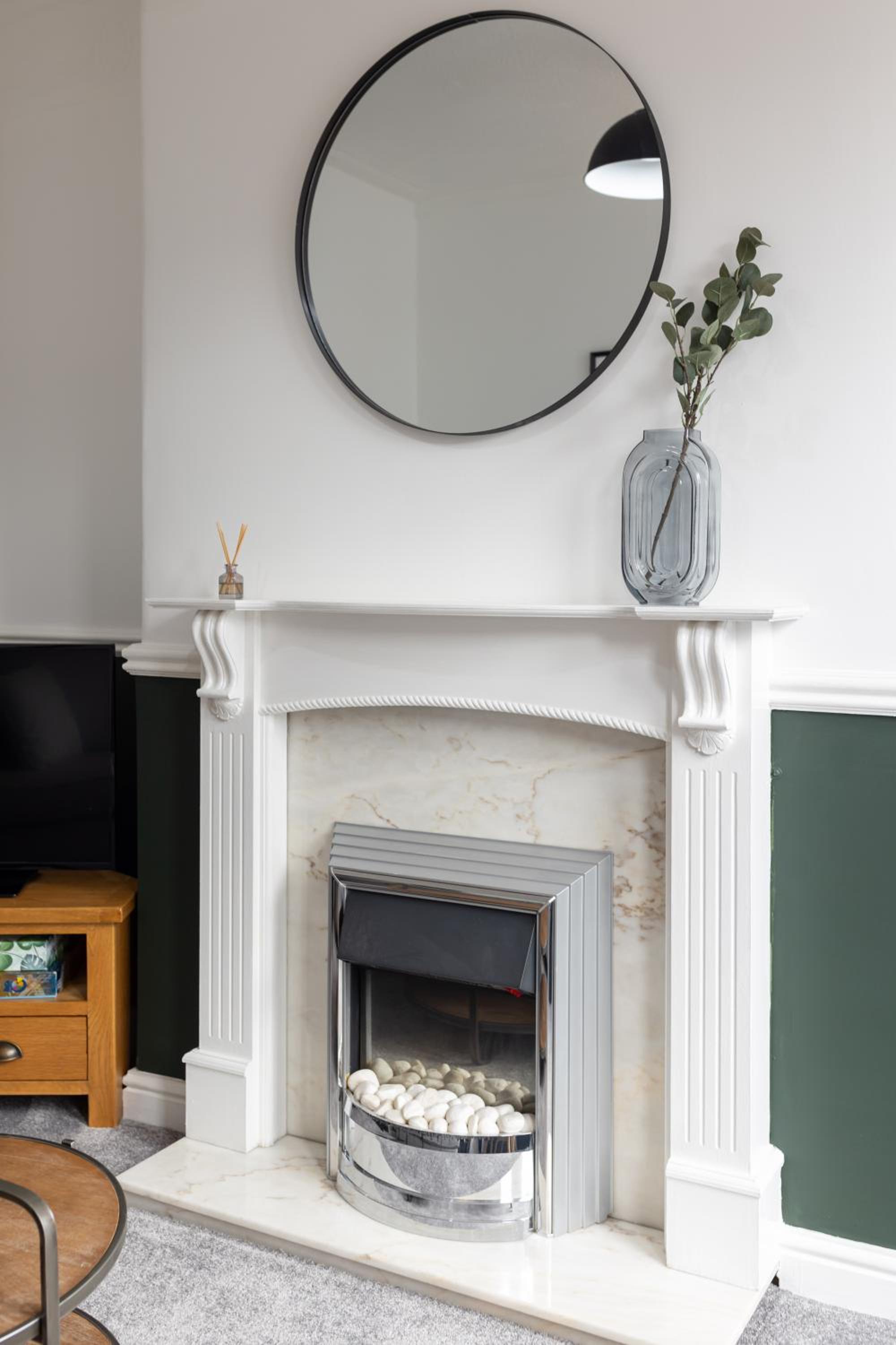 Cowley House - Air Host & Stay - Sleeps 7