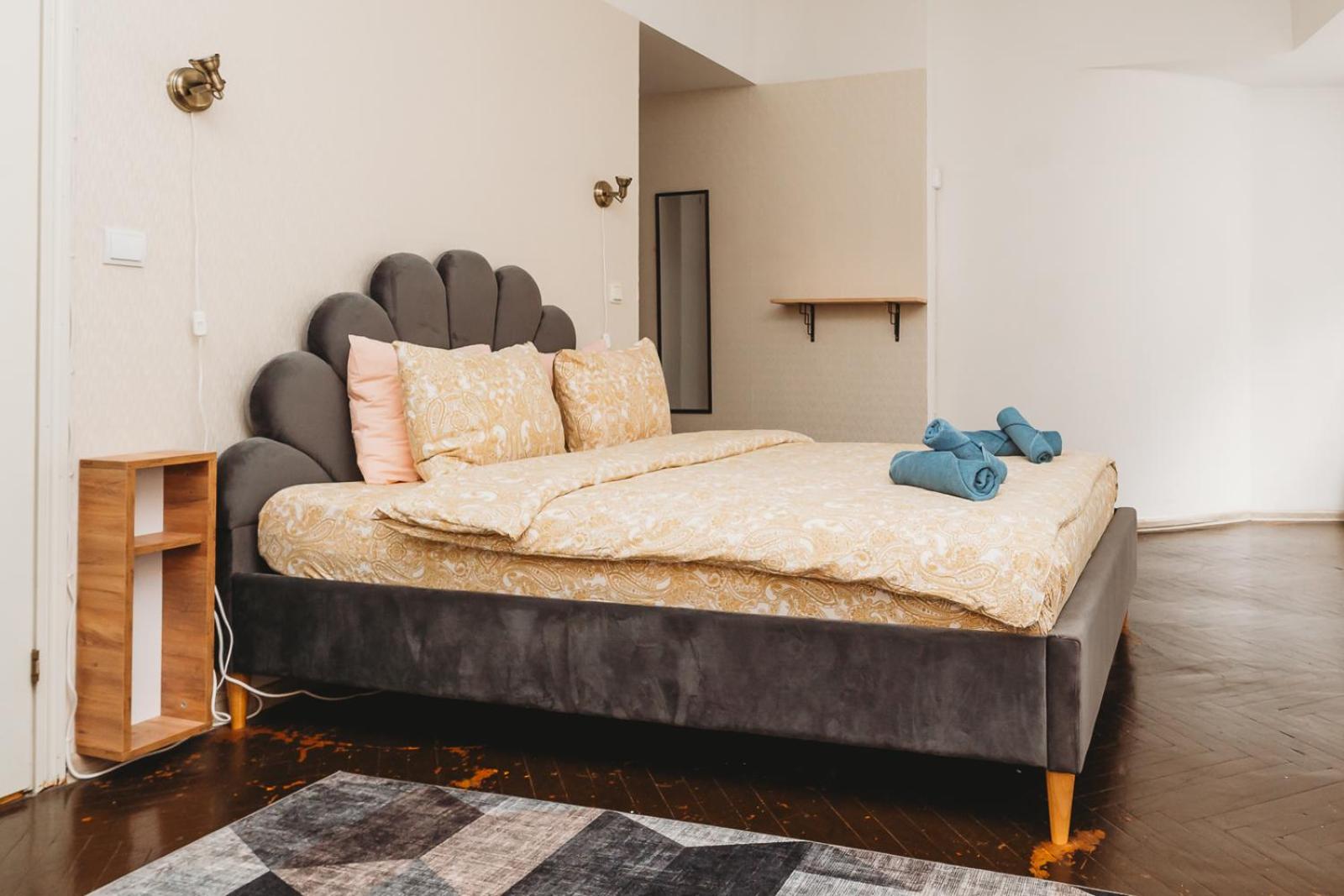 Tallinn Vacations - Charming Old Town Room with Private Bathroom - Property Image 28