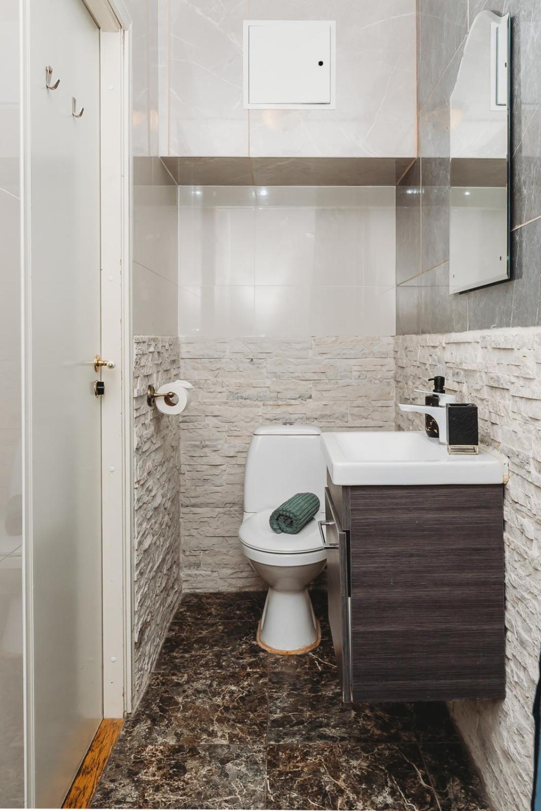 Tallinn Vacations - Charming Old Town Room with Private Bathroom - Property Image 22