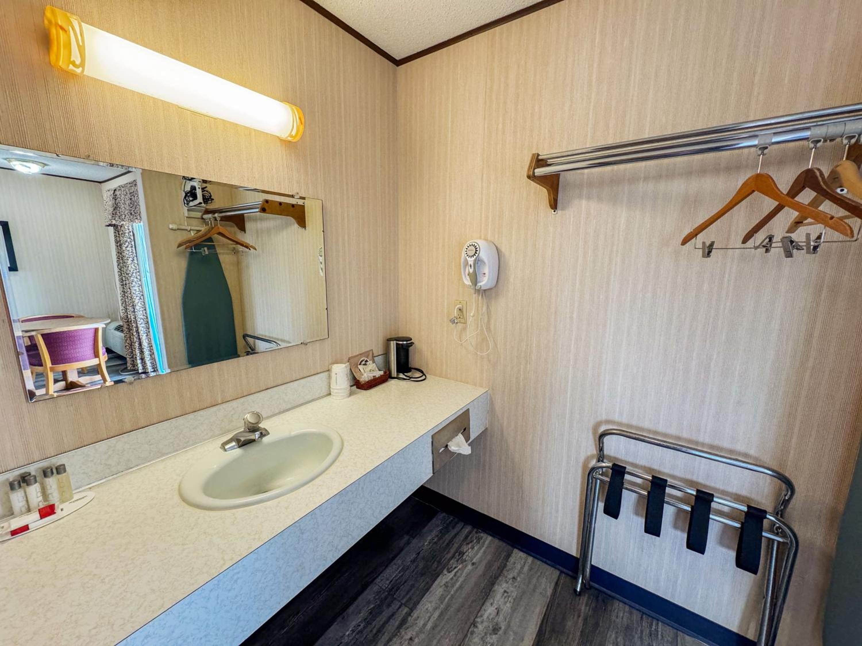 Days Inn by Wyndham Mackinaw City - Lakeview, Bilde 27