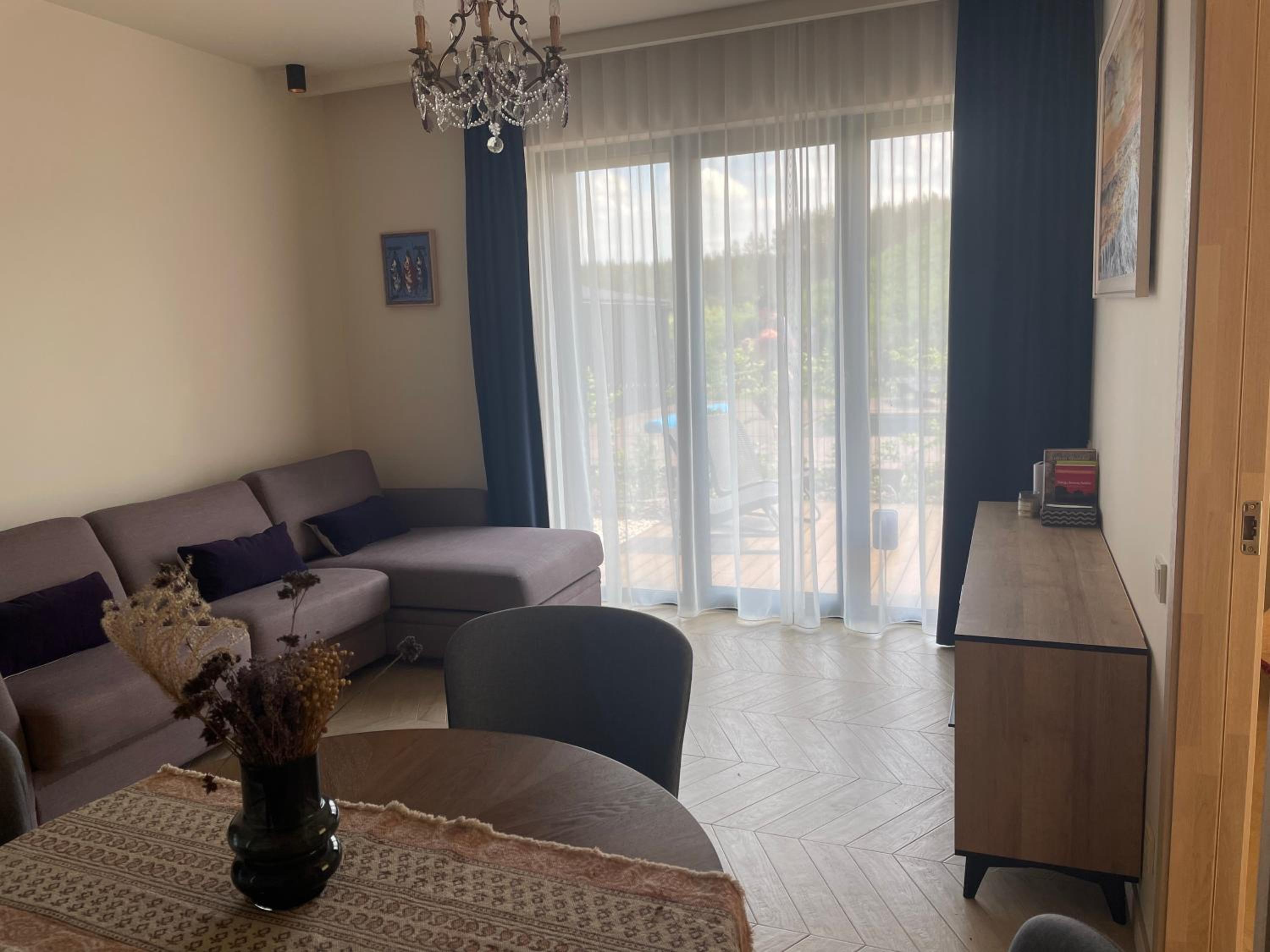 Apartamentai Monciškėse su šildomu baseinu ir terasa