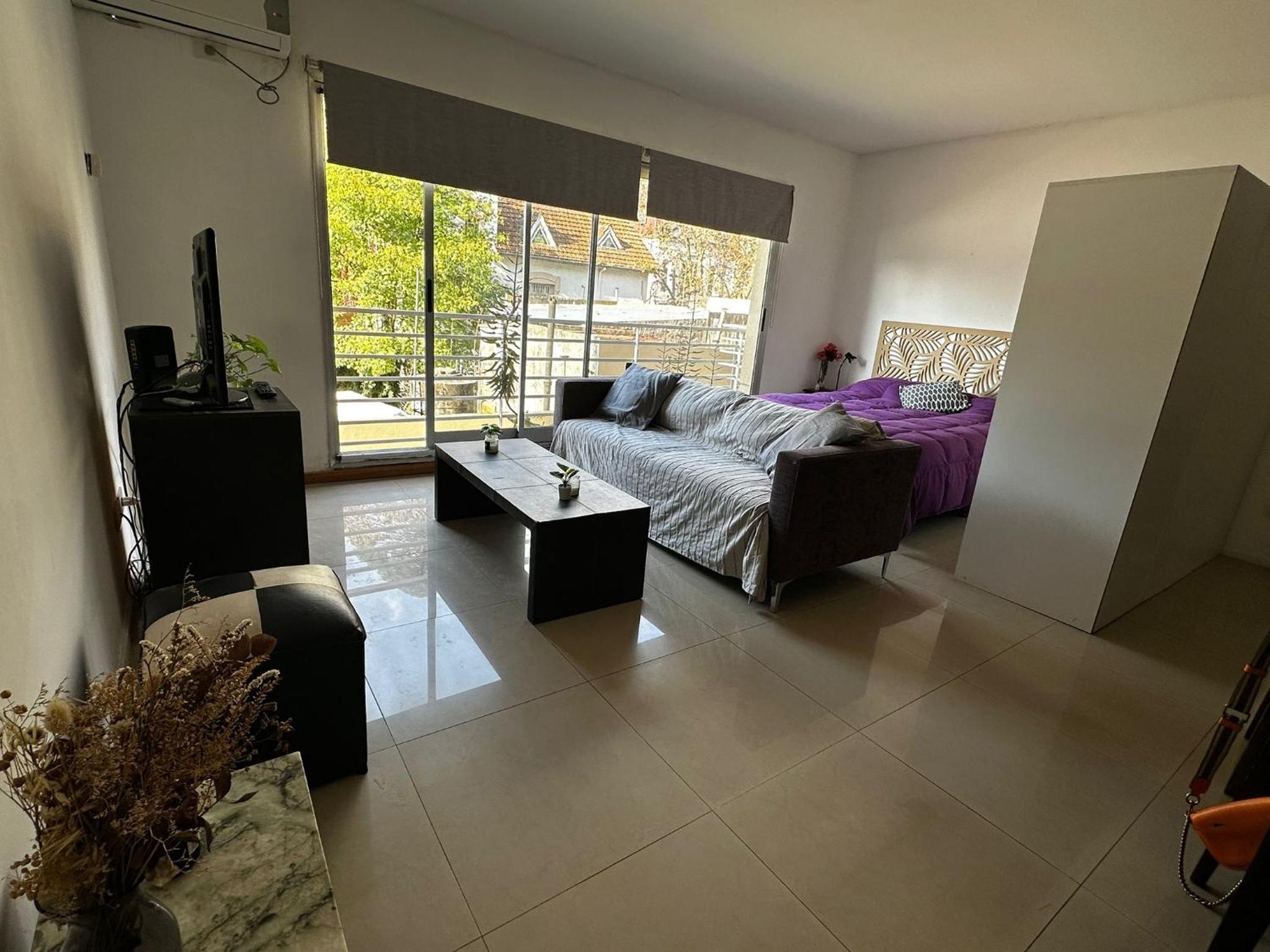 Lovely & Lightful Studio with pool