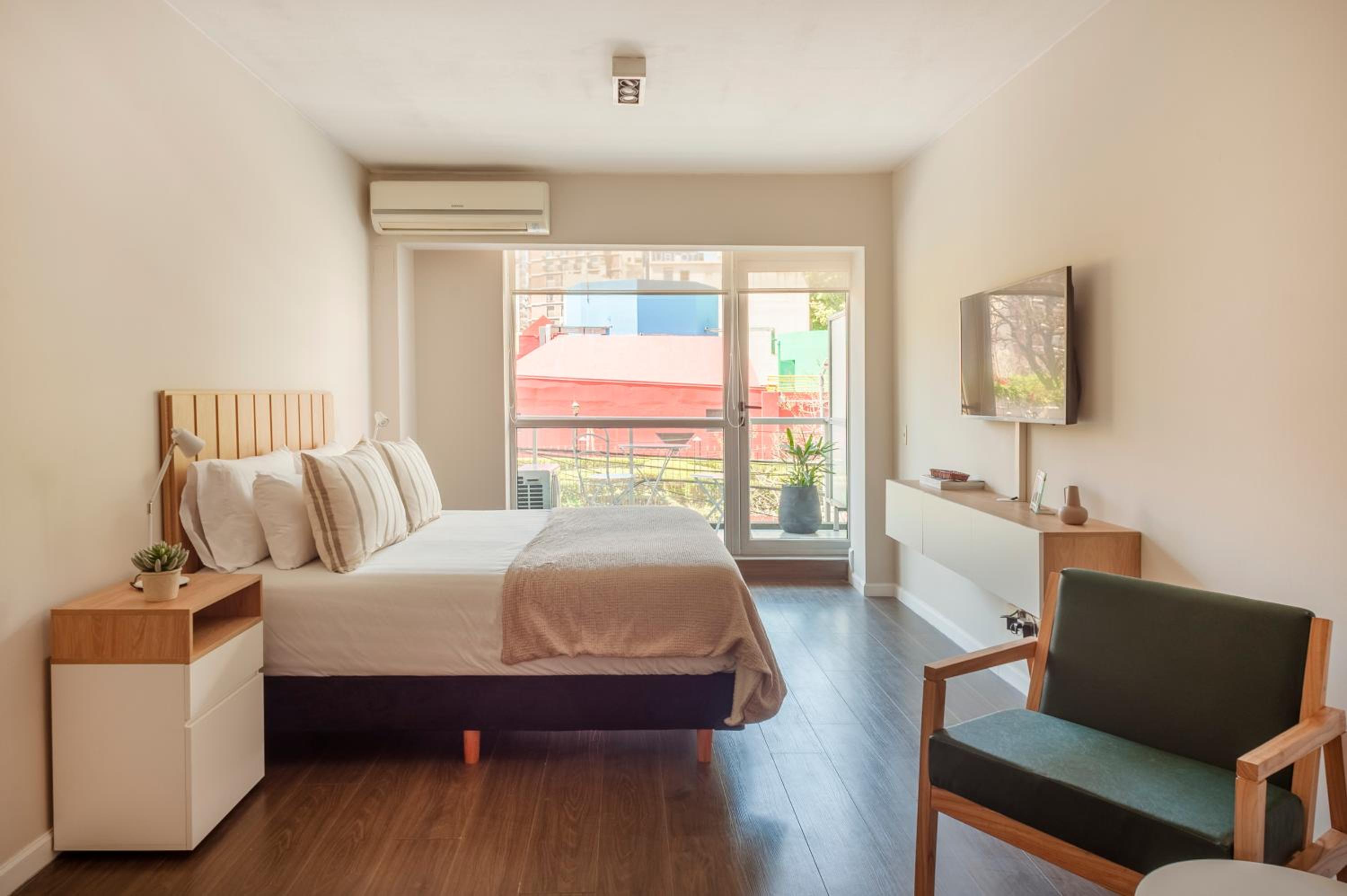 hotel room