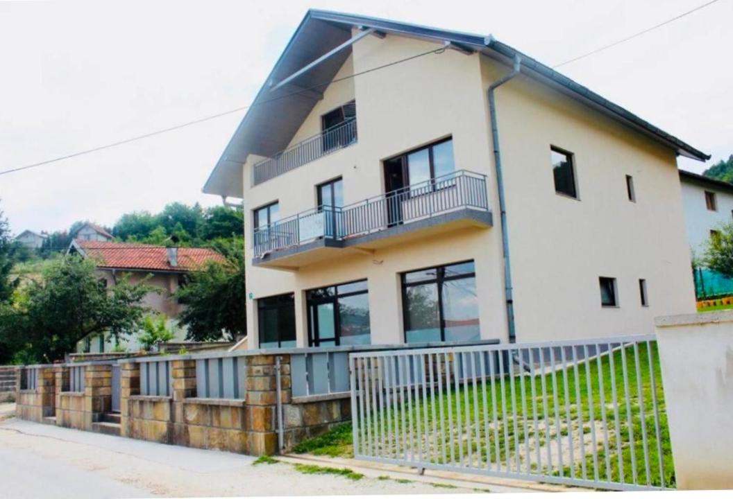 Villa - Tmušic - Sarajevo