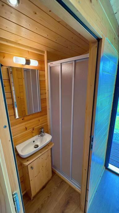 Worcester Vacations - The Anna Mae - For Cosy Couples - Property Image 18