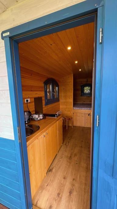 Worcester Vacations - The Anna Mae - For Cosy Couples - Property Image 26