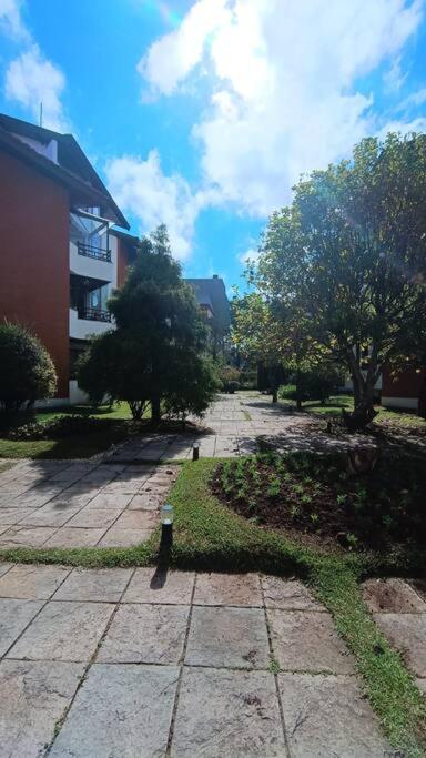 Apto Duplex Tipo Chalé