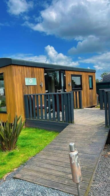 Hotel The Hogwarth - Explorers Den