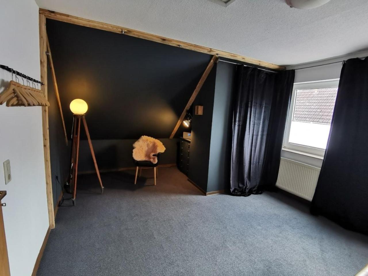 Großes Ferienhaus mit Sauna "Waldrausch" - An der Rehwiese 1 RE01 view 2