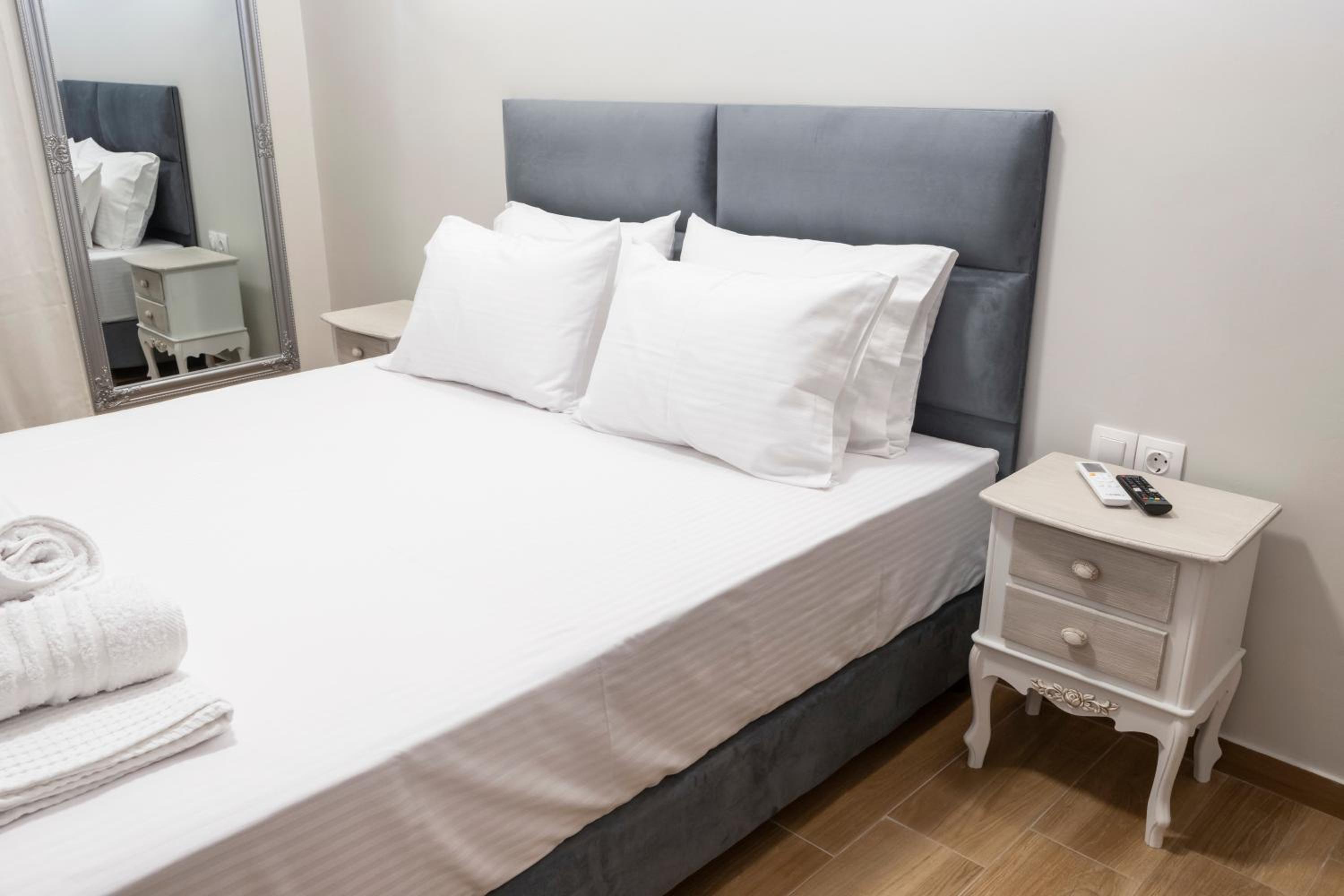 Paralia Luxury Apartment