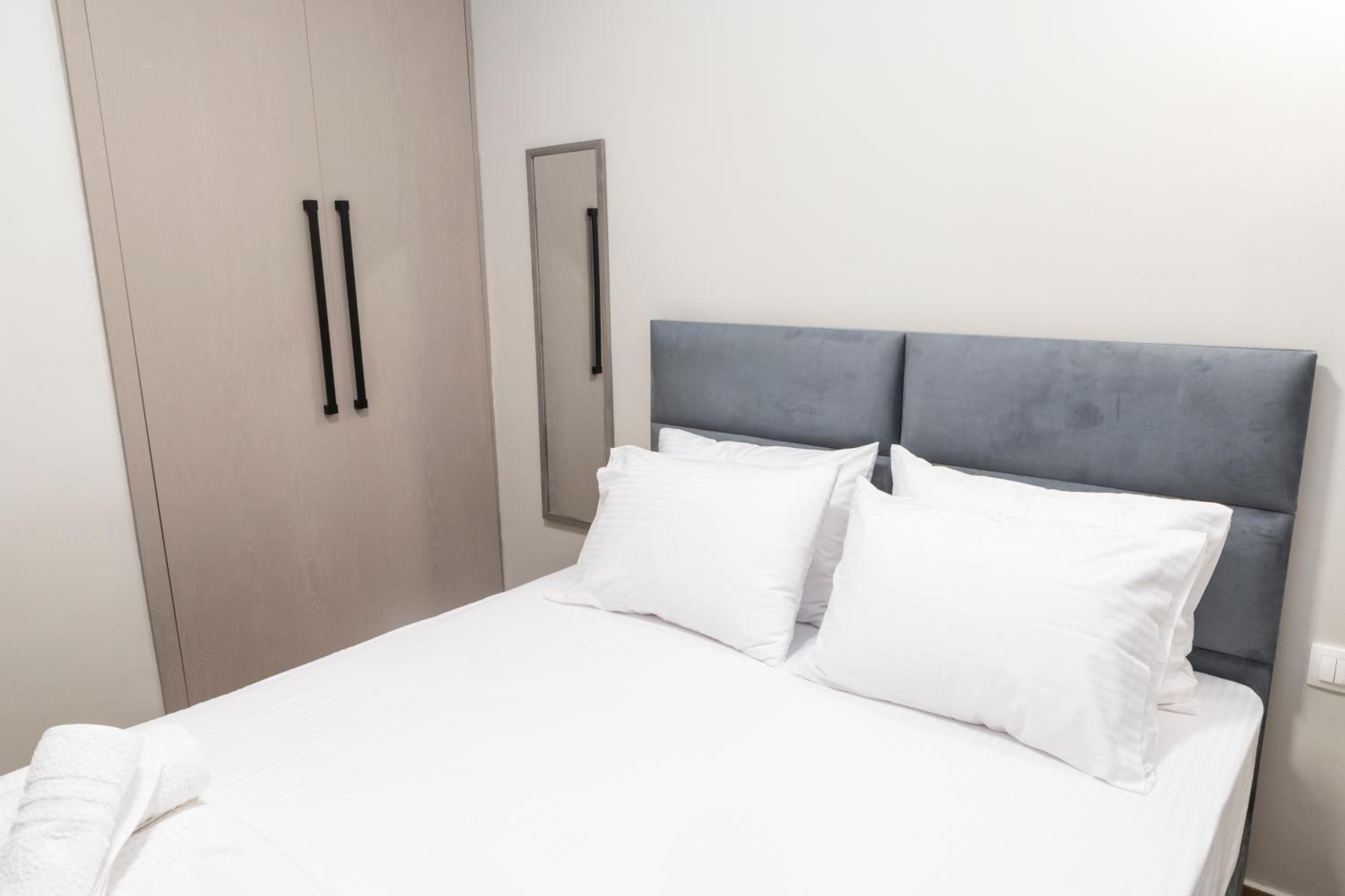 Paralia Luxury Apartment