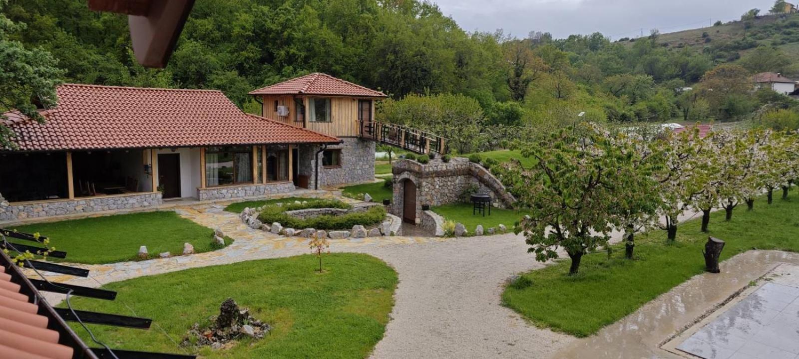 Chateau Orman view 3