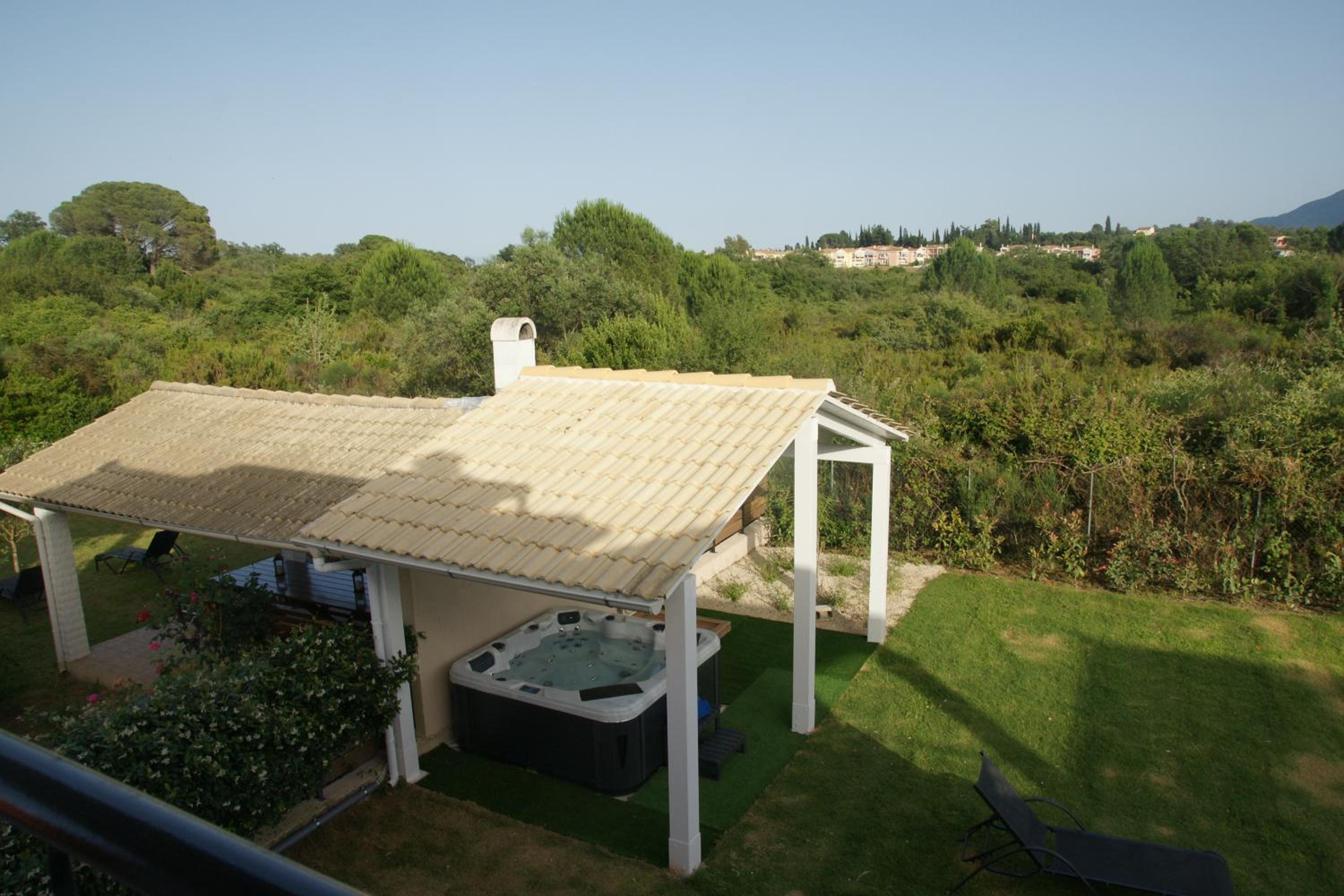 Oasis Country House