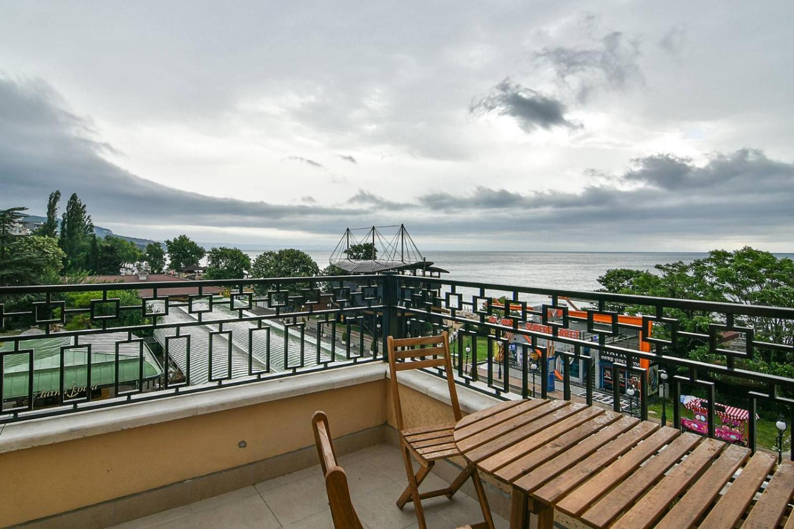 Boutique holiday Golden Sands