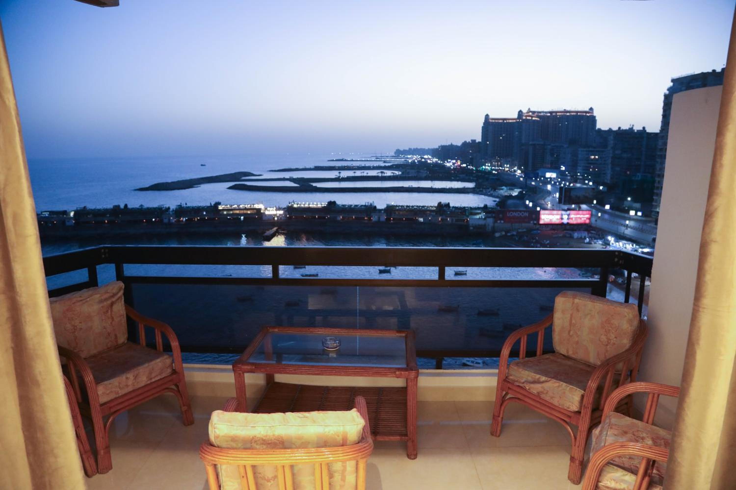 Gleem Bay ultra lux Apartment