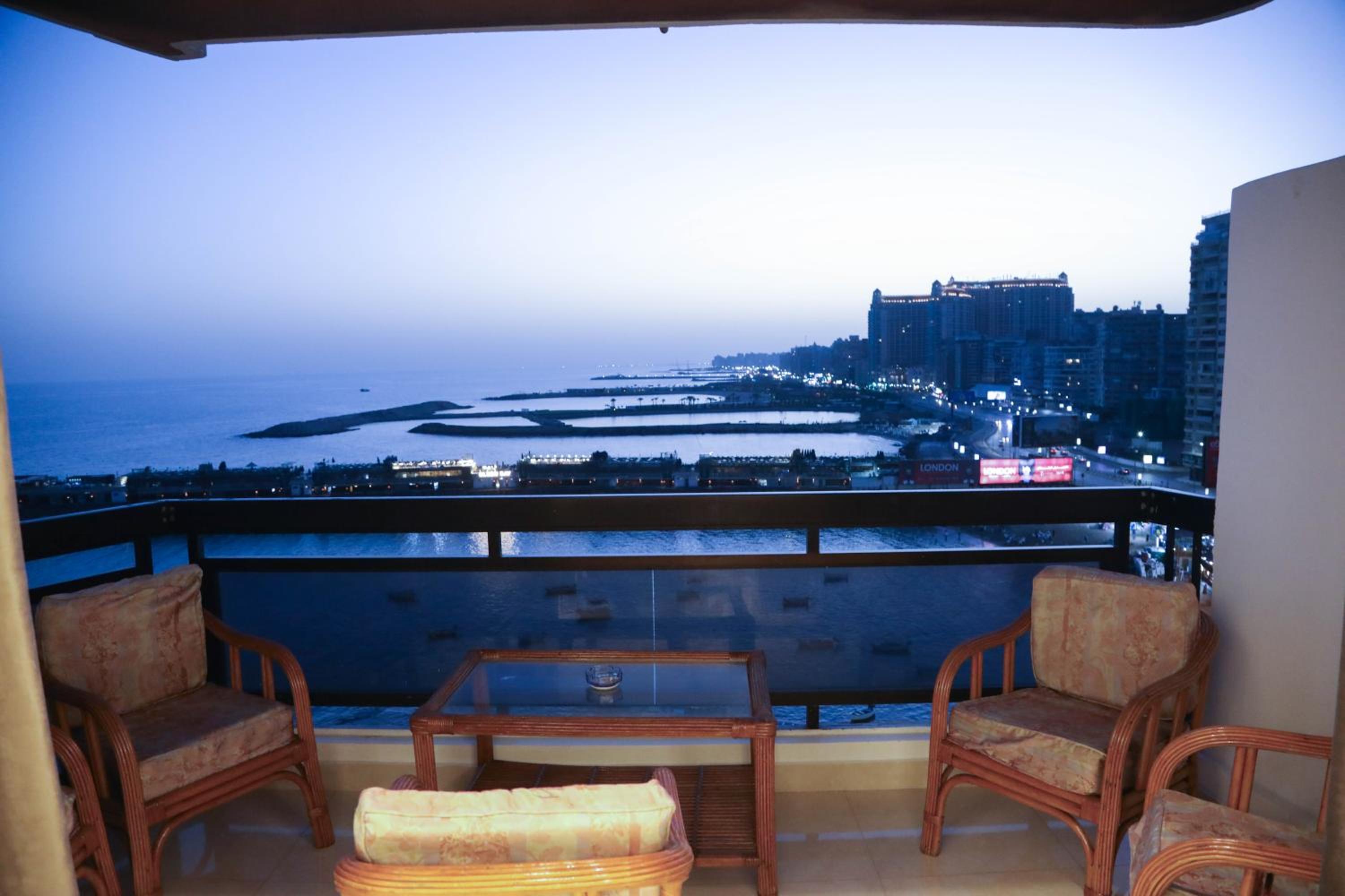 Gleem Bay ultra lux Apartment