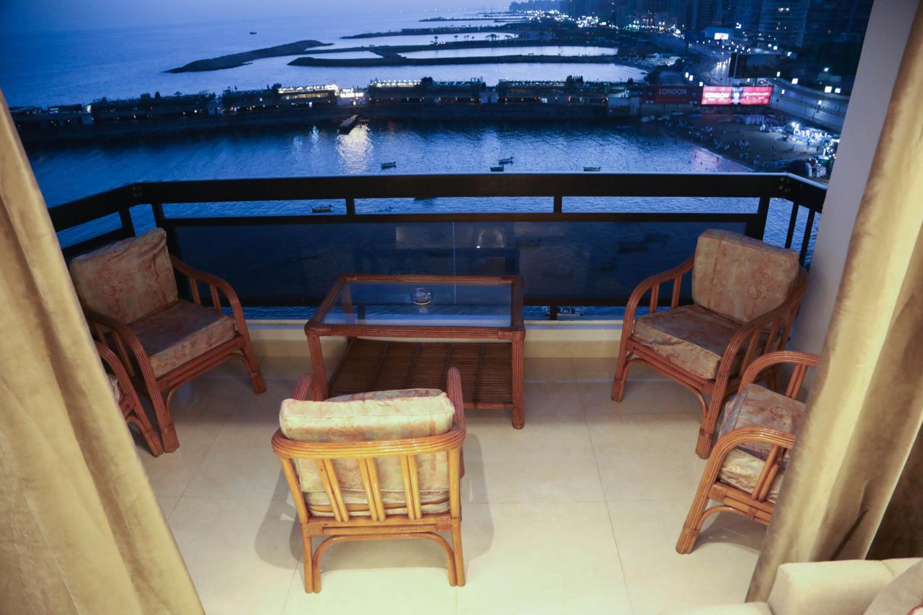 Gleem Bay ultra lux Apartment
