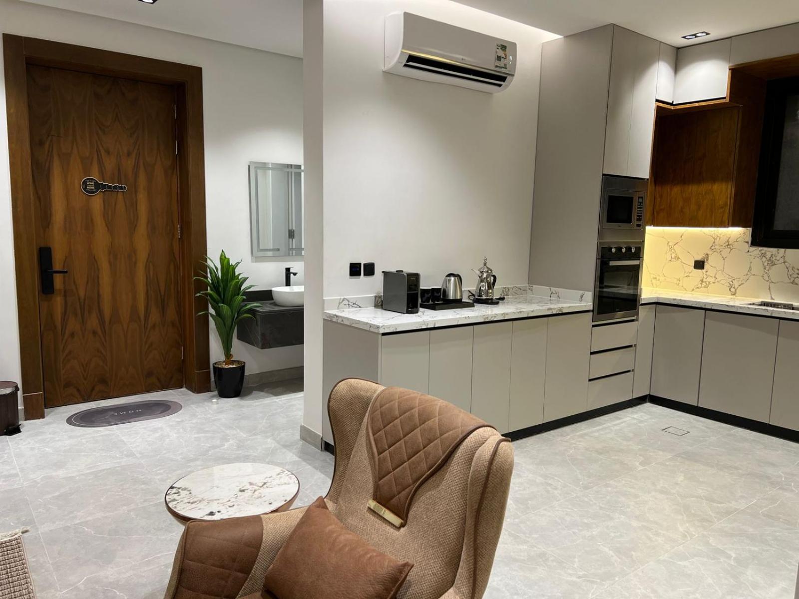 Luxury apartment with garden