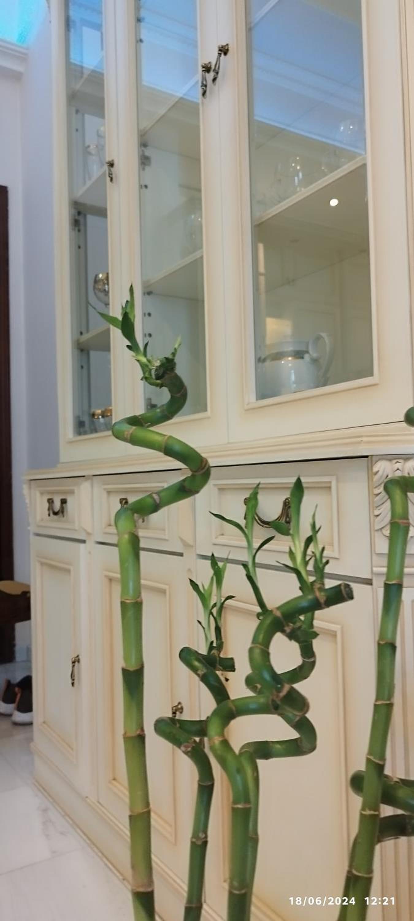 Elegant Tsimiski Neoclassical Apartment