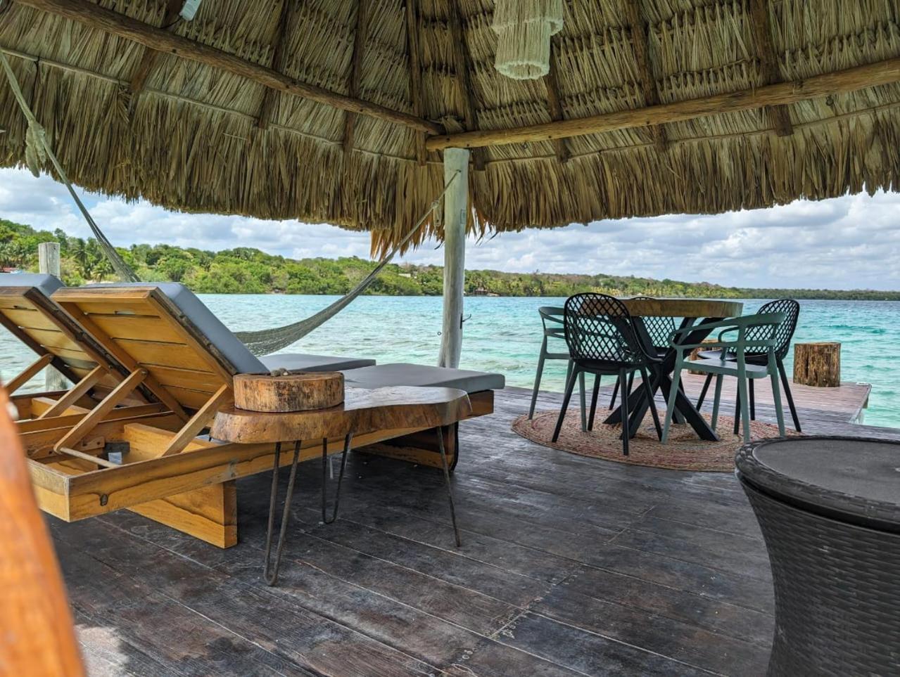 Cabaña con muelle privado en la Laguna de Bacalar view 5