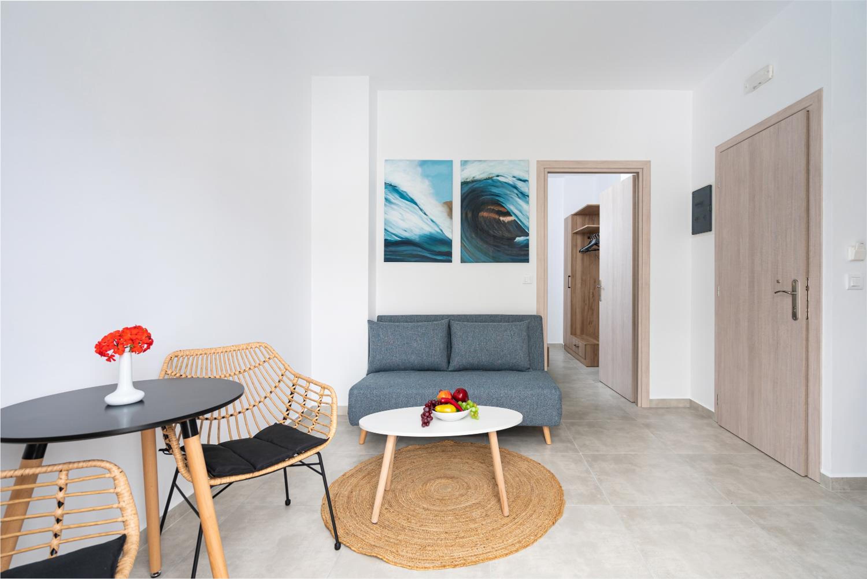 Faflagos Apartments
