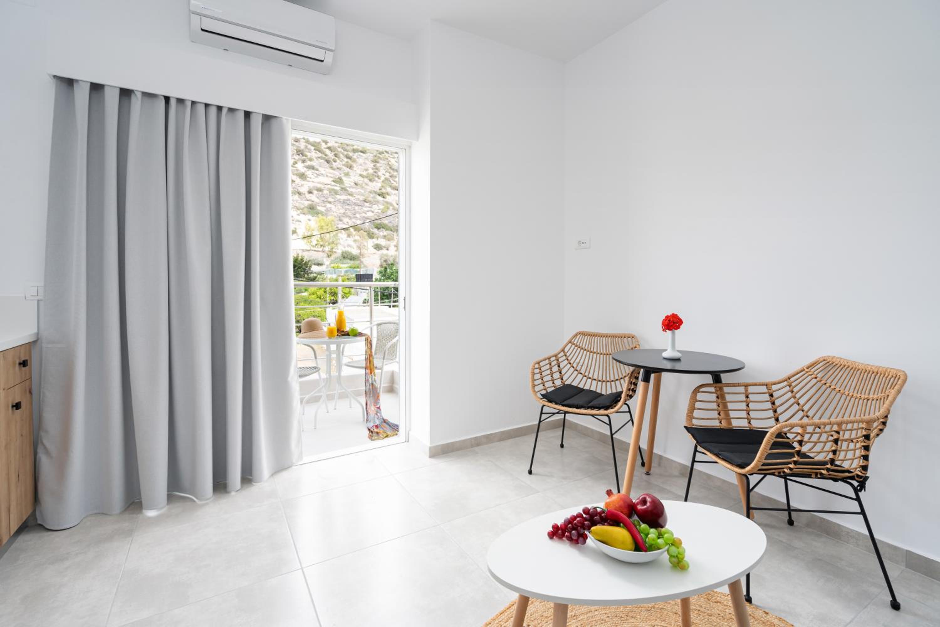 Faflagos Apartments