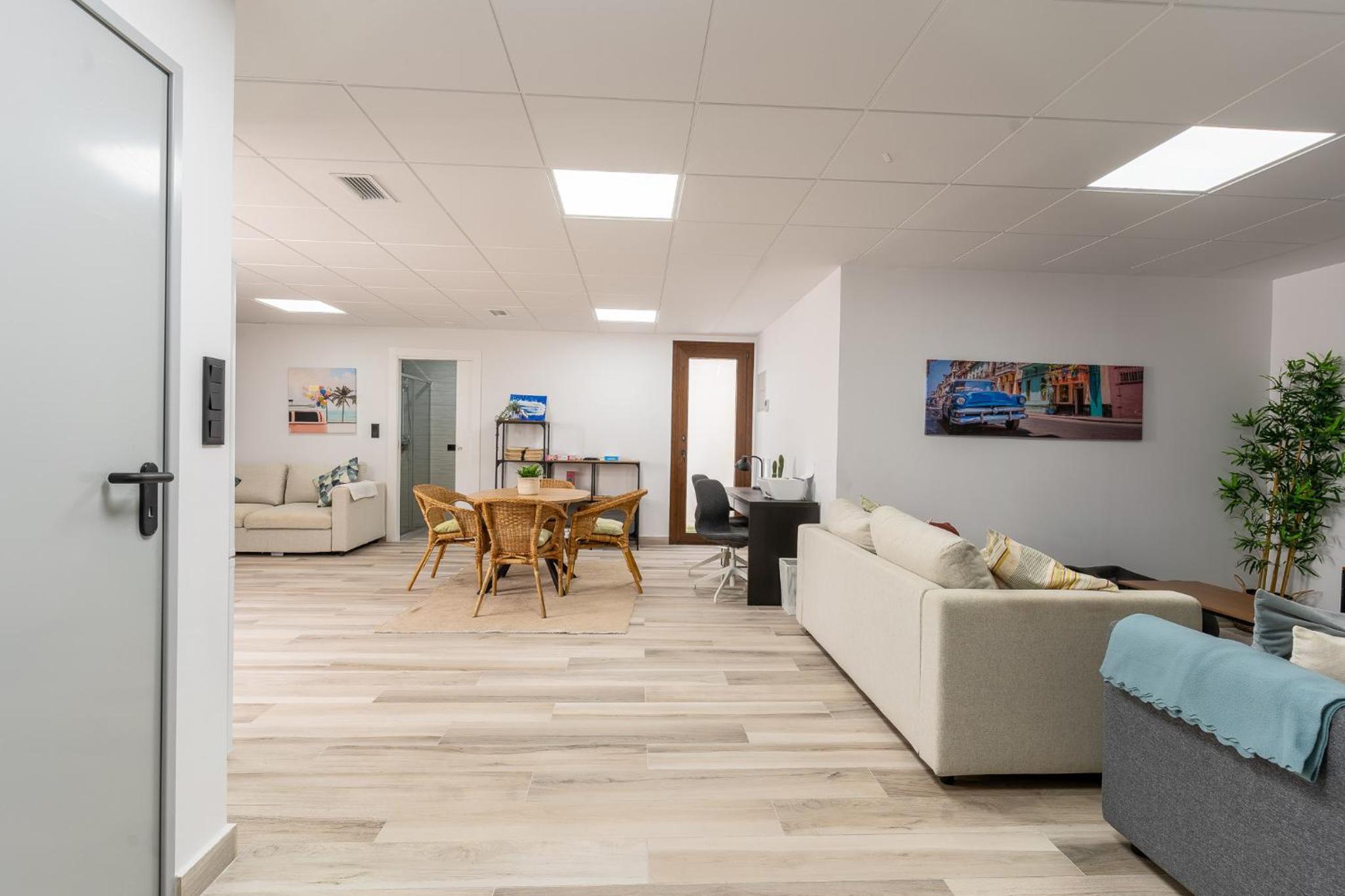 Lake House by United Renters