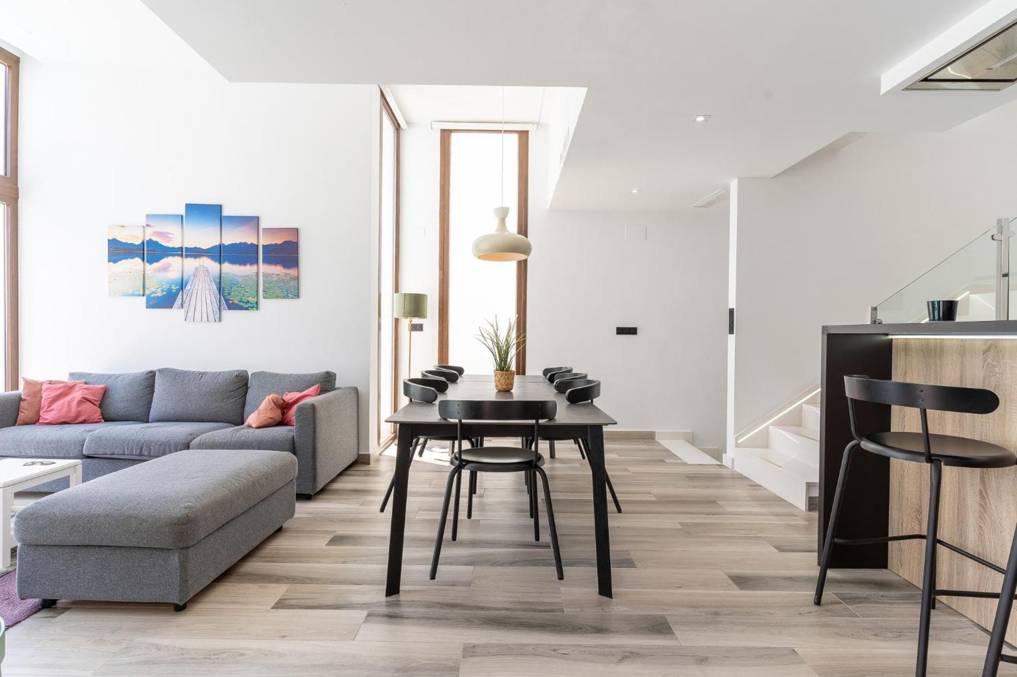 Lake House by United Renters