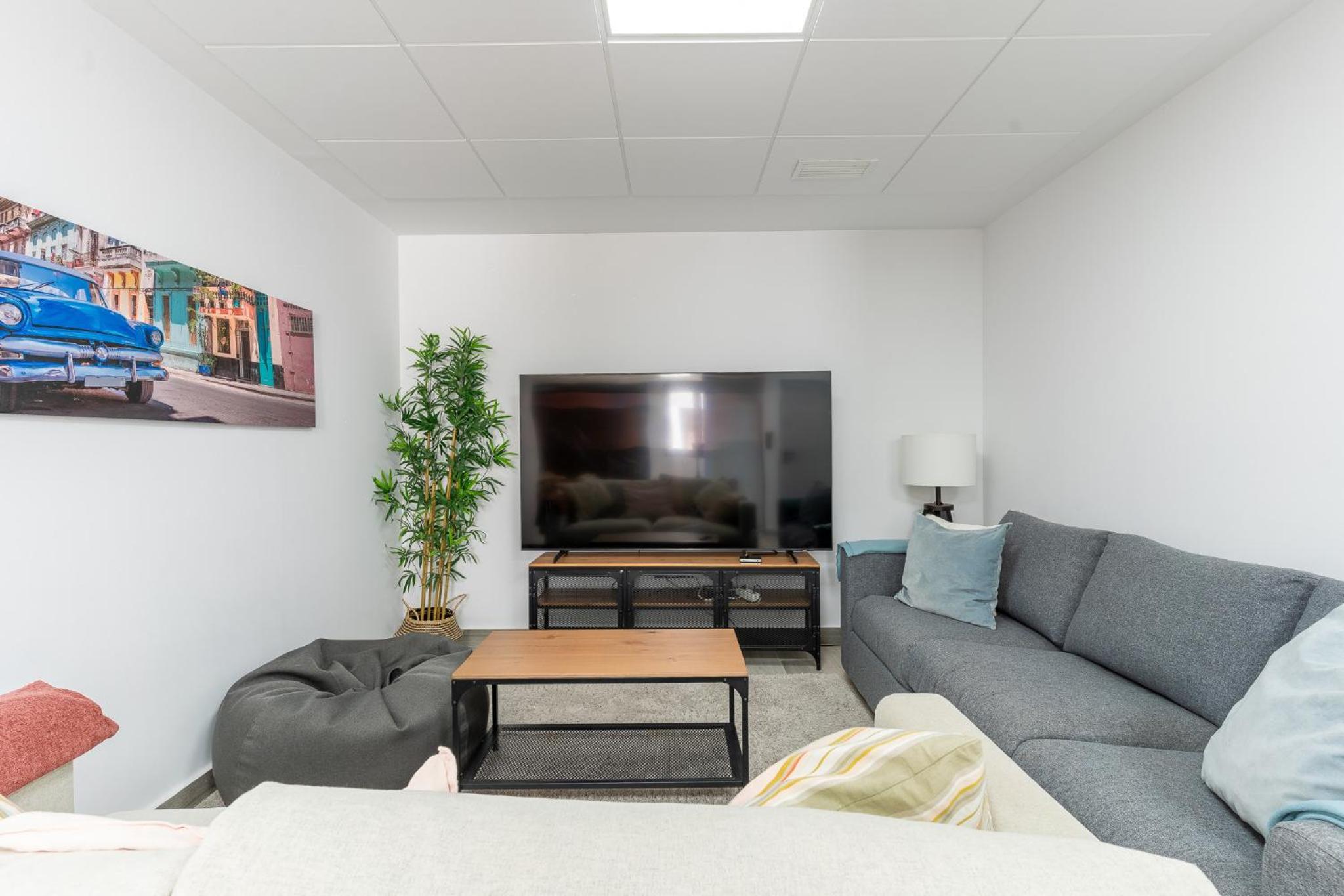 Lake House by United Renters