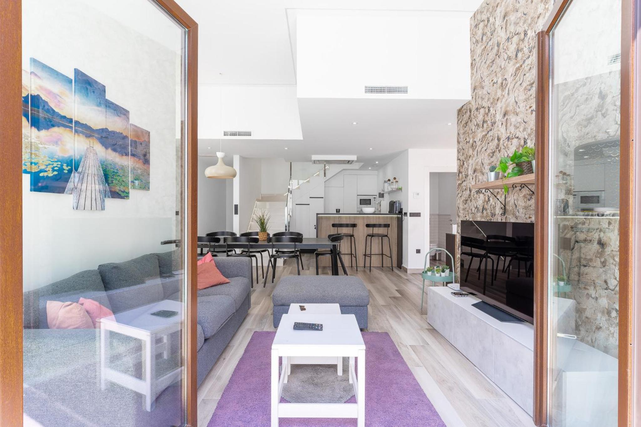 Lake House by United Renters