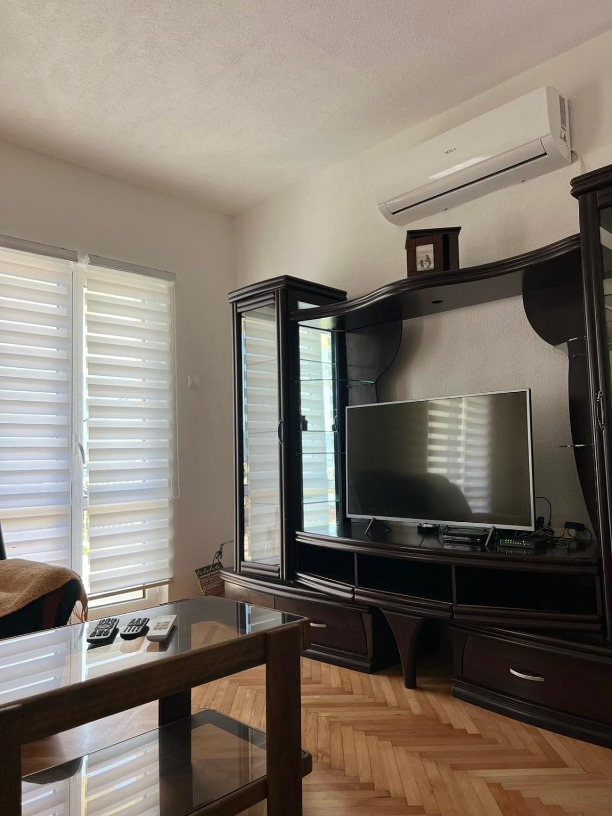 Villa Bubanja with shared pool