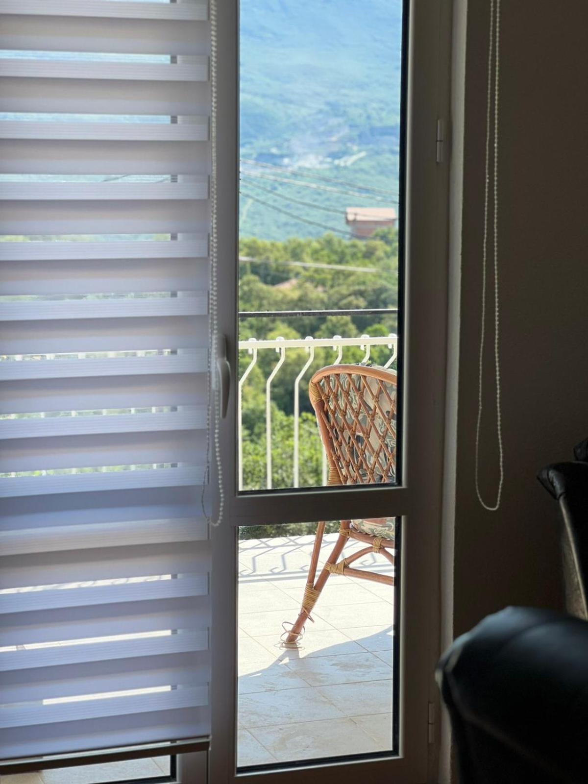 Villa Bubanja with shared pool