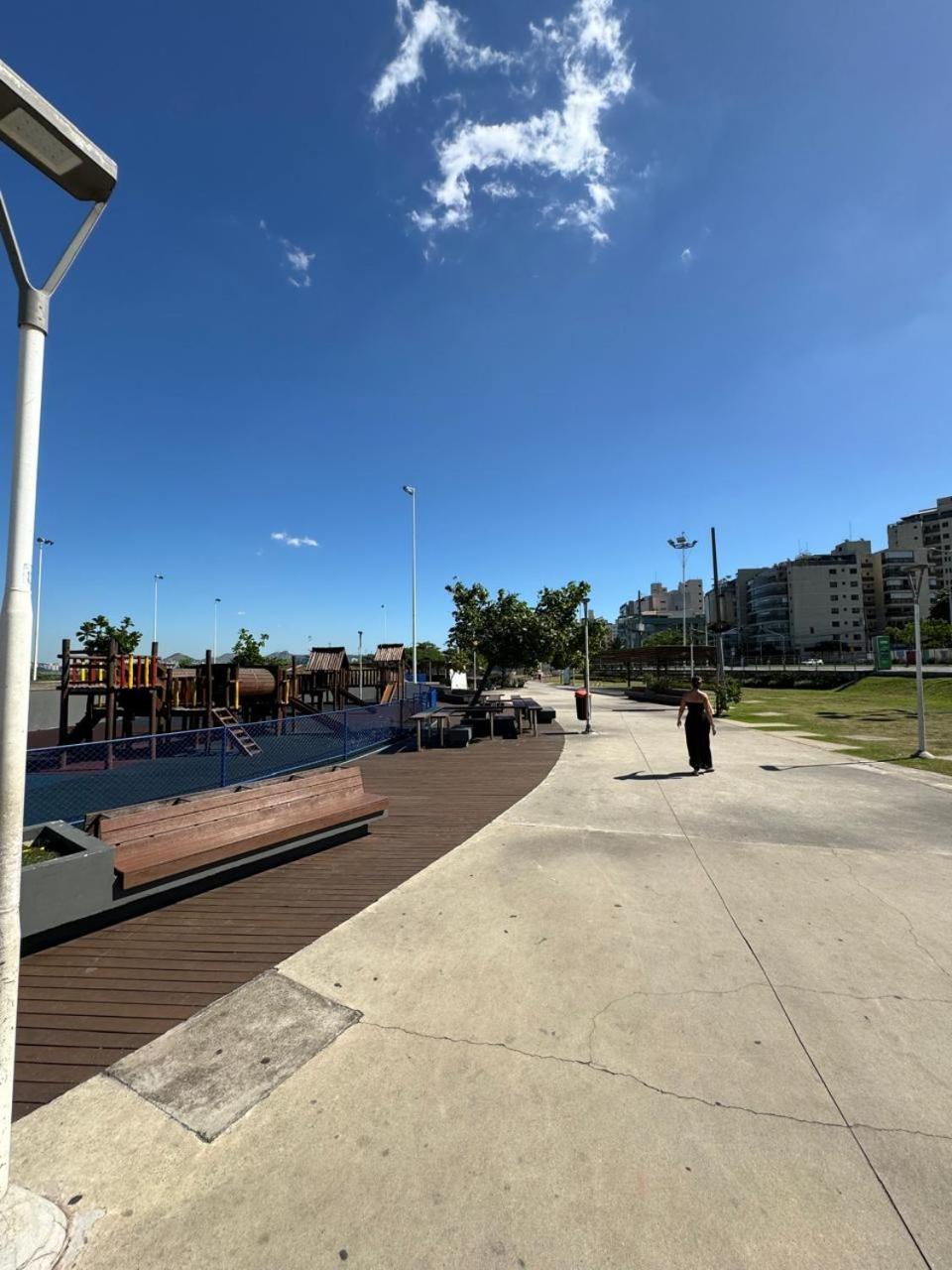 Apartamento a 100 metros da praia em Jardim Camburi