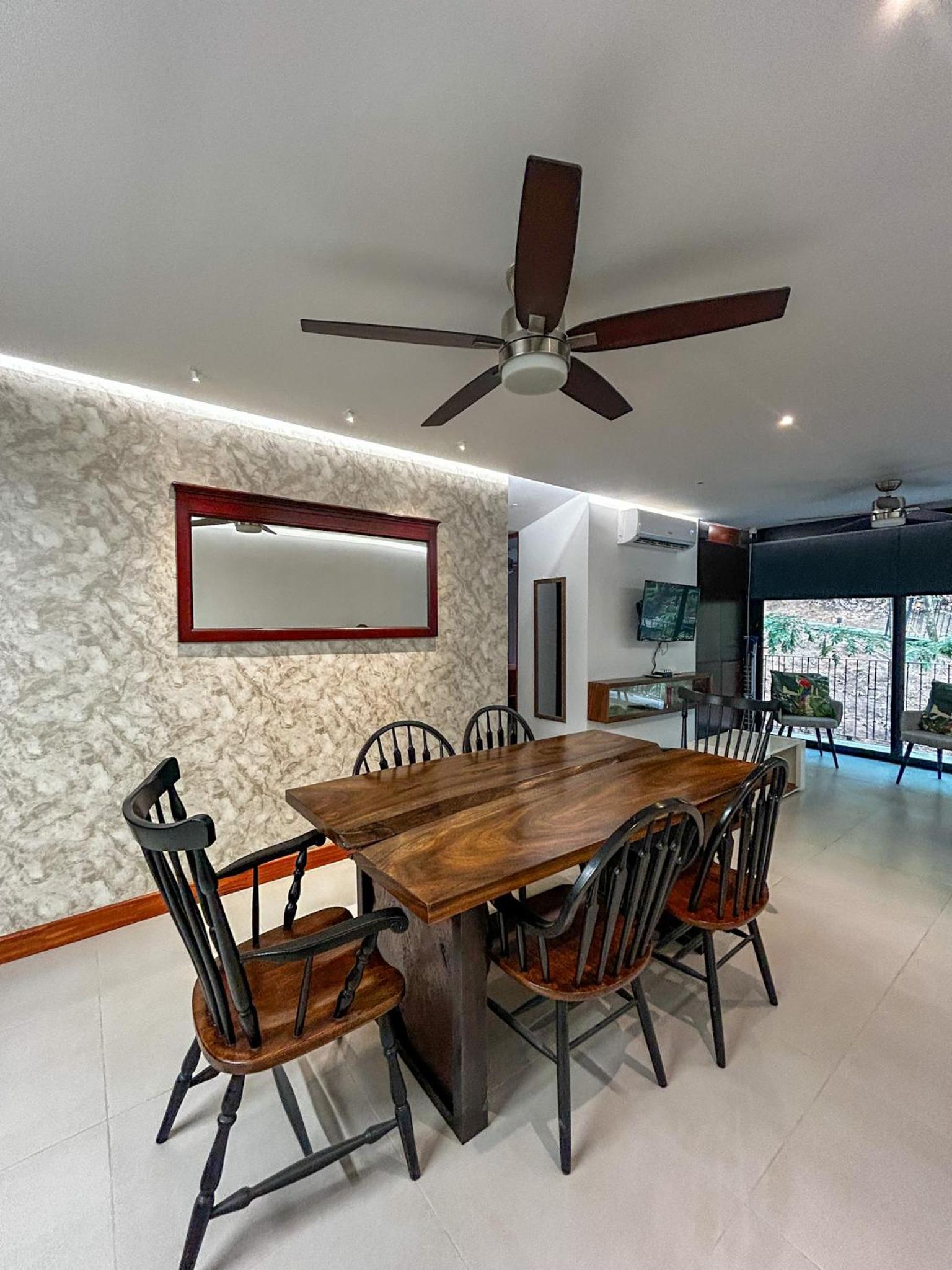 Luxury 2BR condo in Nautilus, Místico