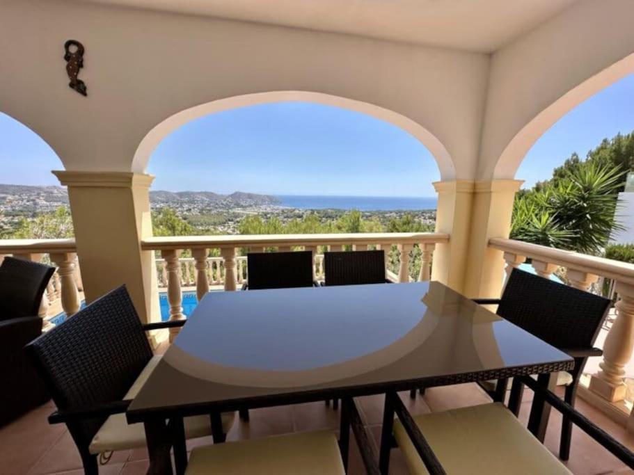 Casa Jirafa- Three bedroom villa with private pool view 4
