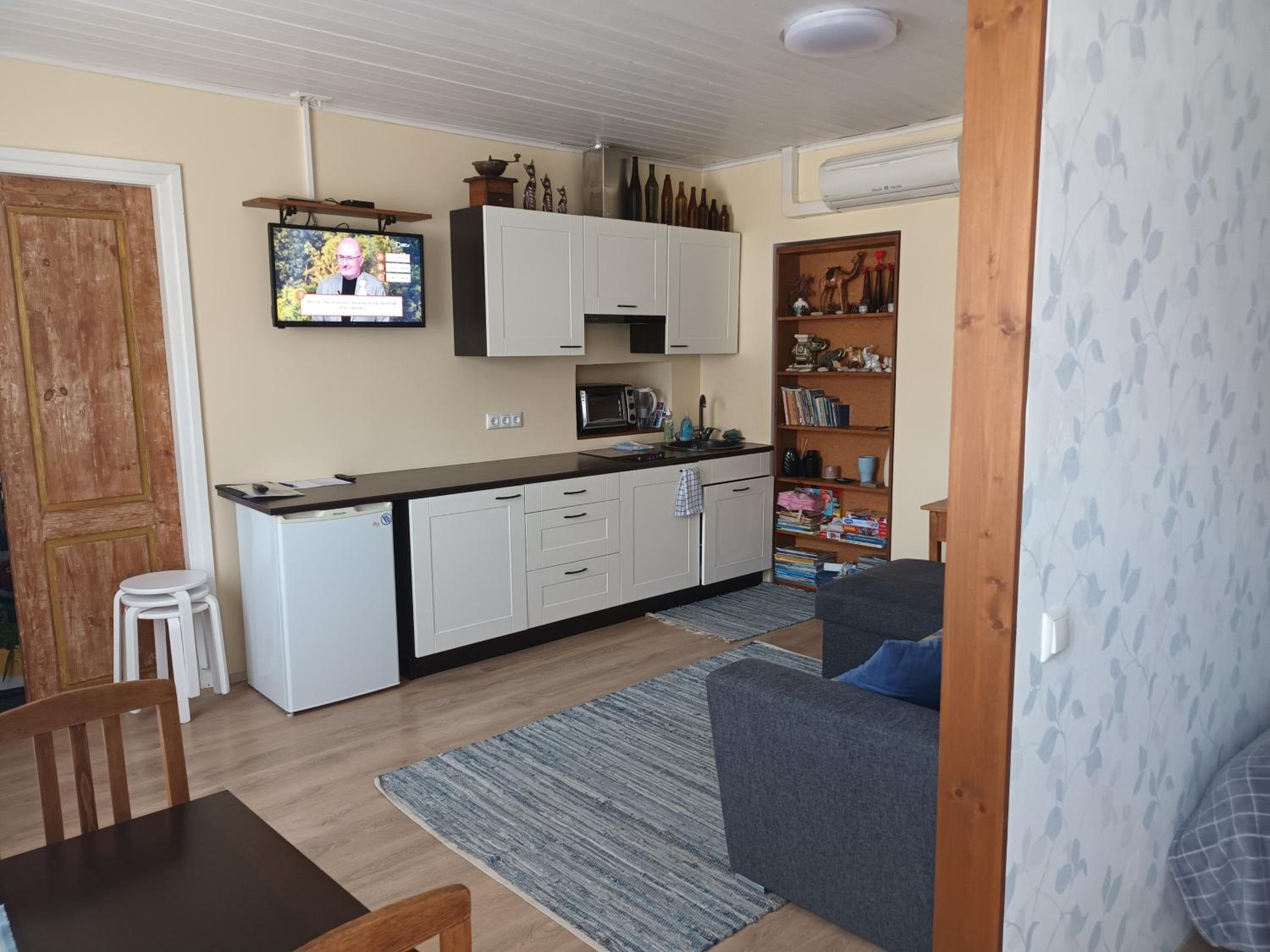 Arens rent Kohtu 2A Apartment