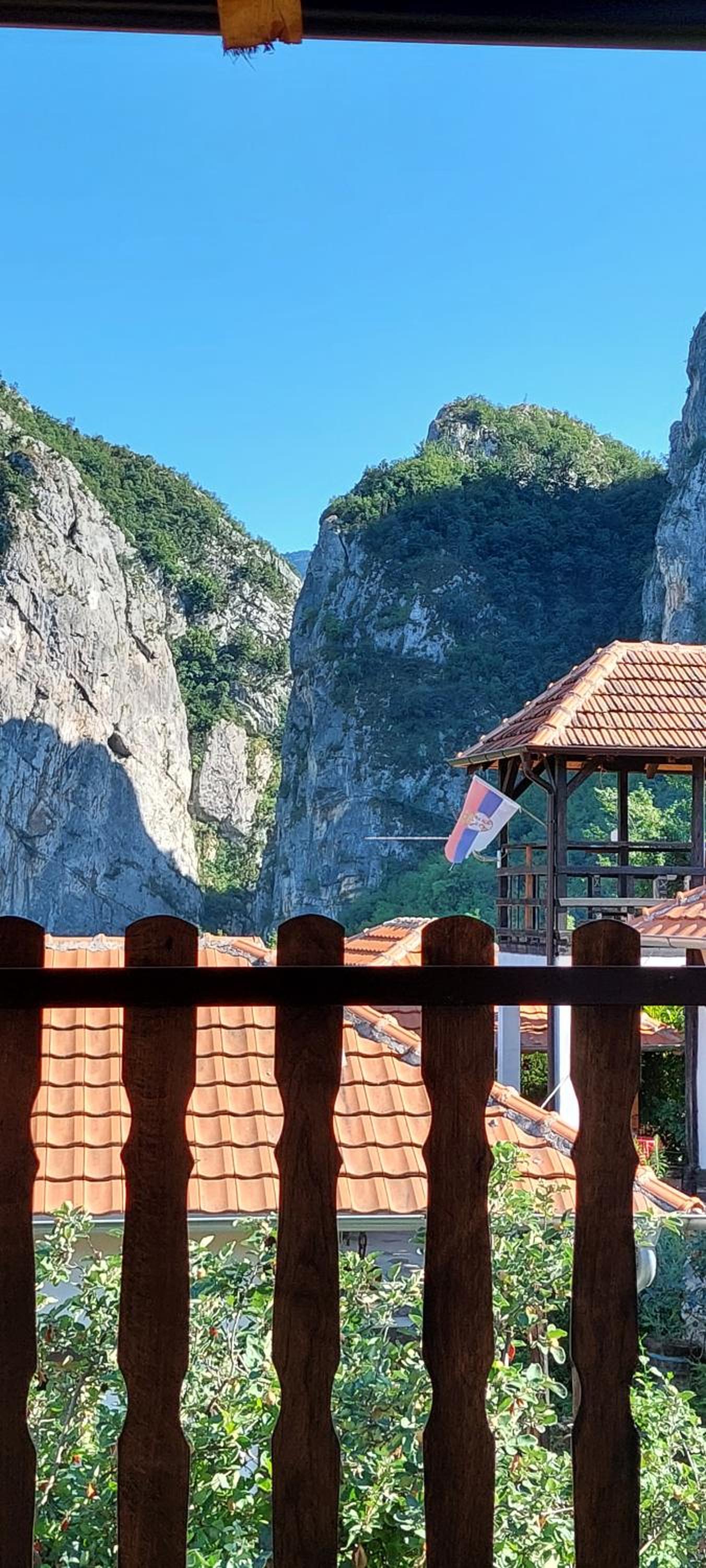 Golemi kamik Pirot Vlasi 2 view 5