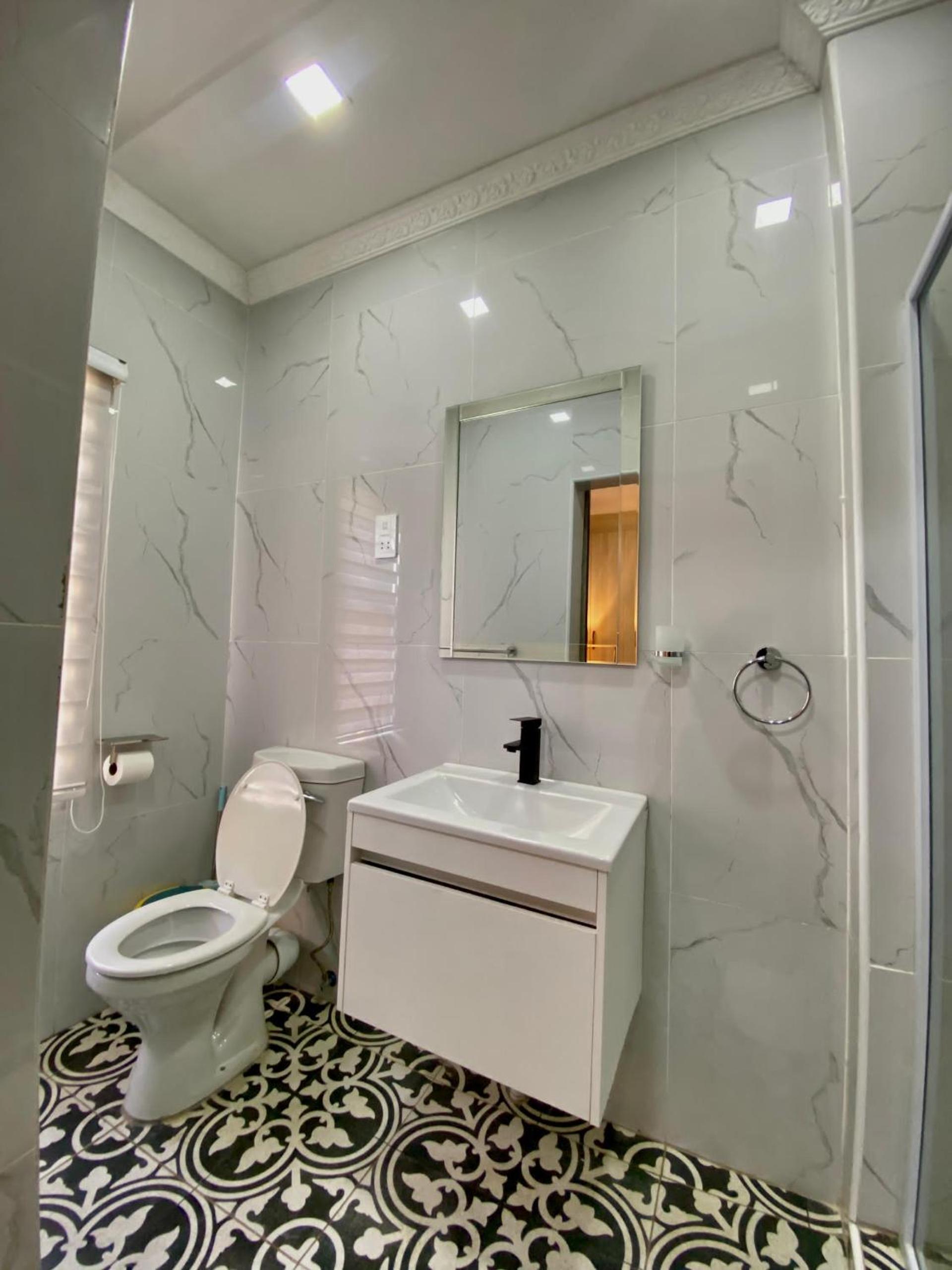 Central Gabs Oasis: 2BR-Retreat