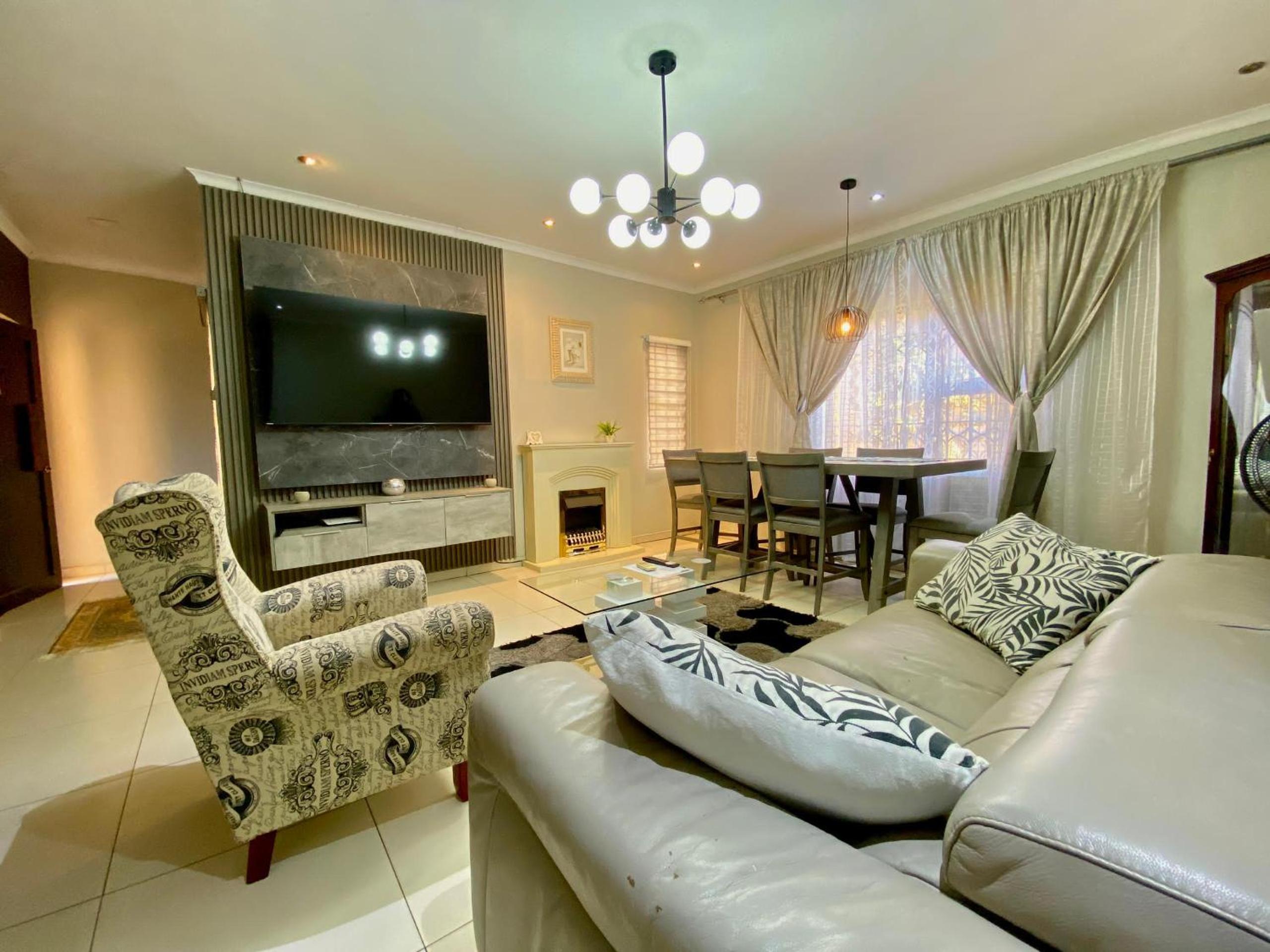 Central Gabs Oasis: 2BR-Retreat