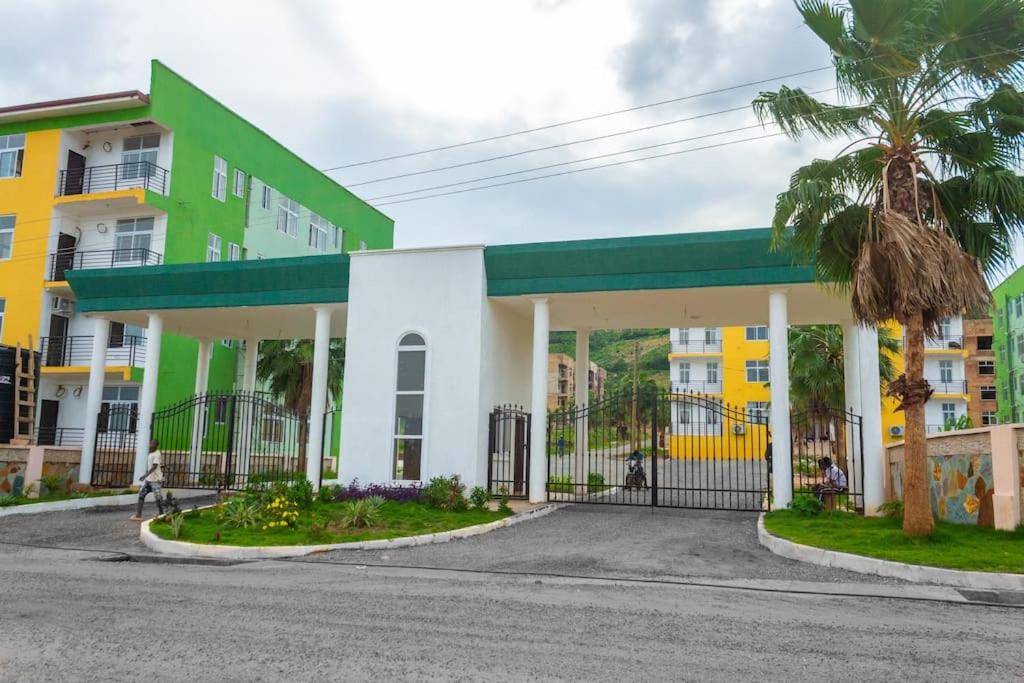 Luxury in AyiMensah Mountains