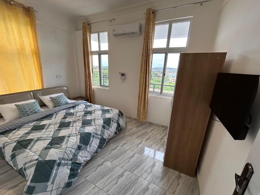 Luxury in AyiMensah Mountains
