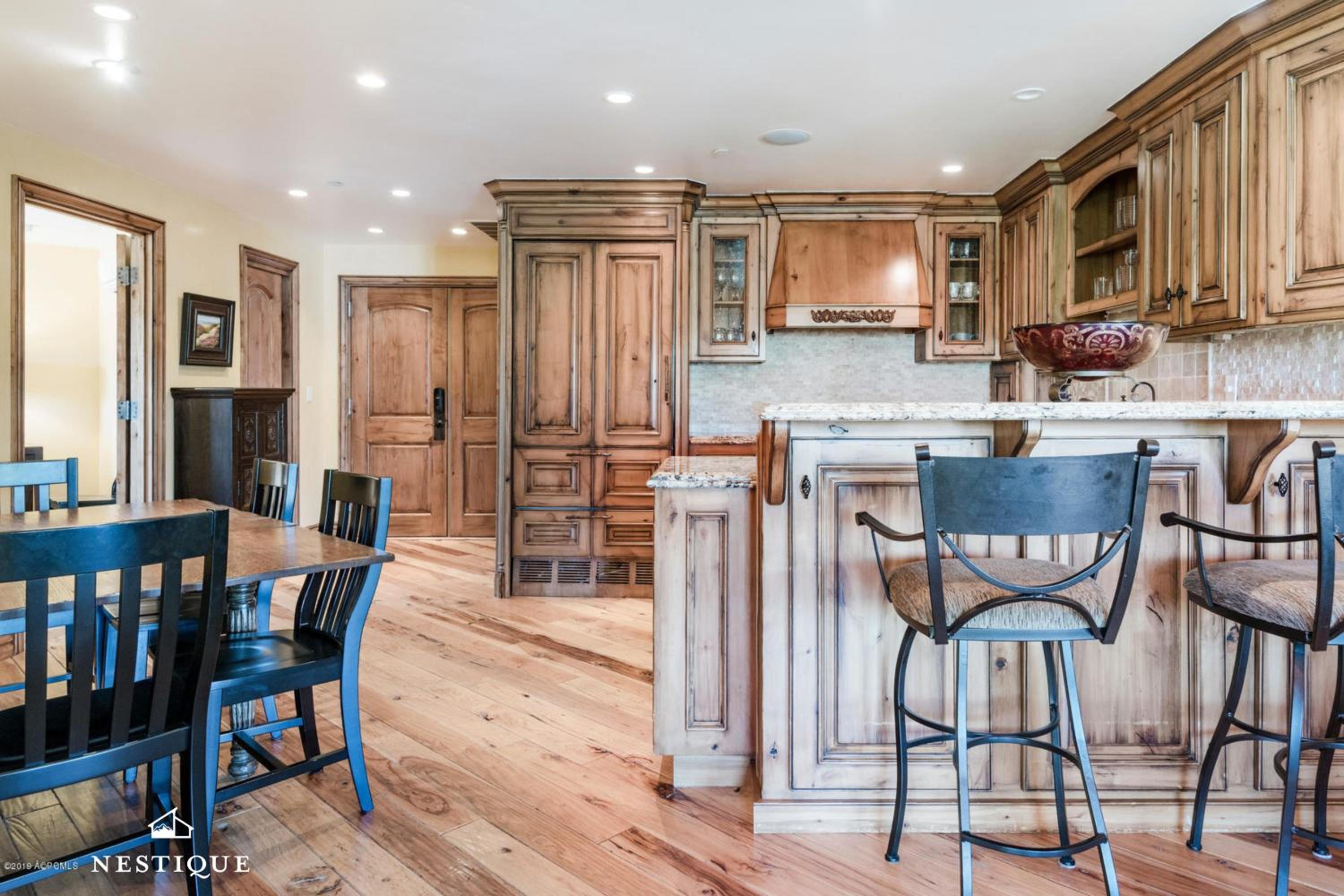 Royal Plaza Retreat at Silver Lake Village in Deer Valley Ski-In Ski-Out Condo Hosted by Nestique view 2