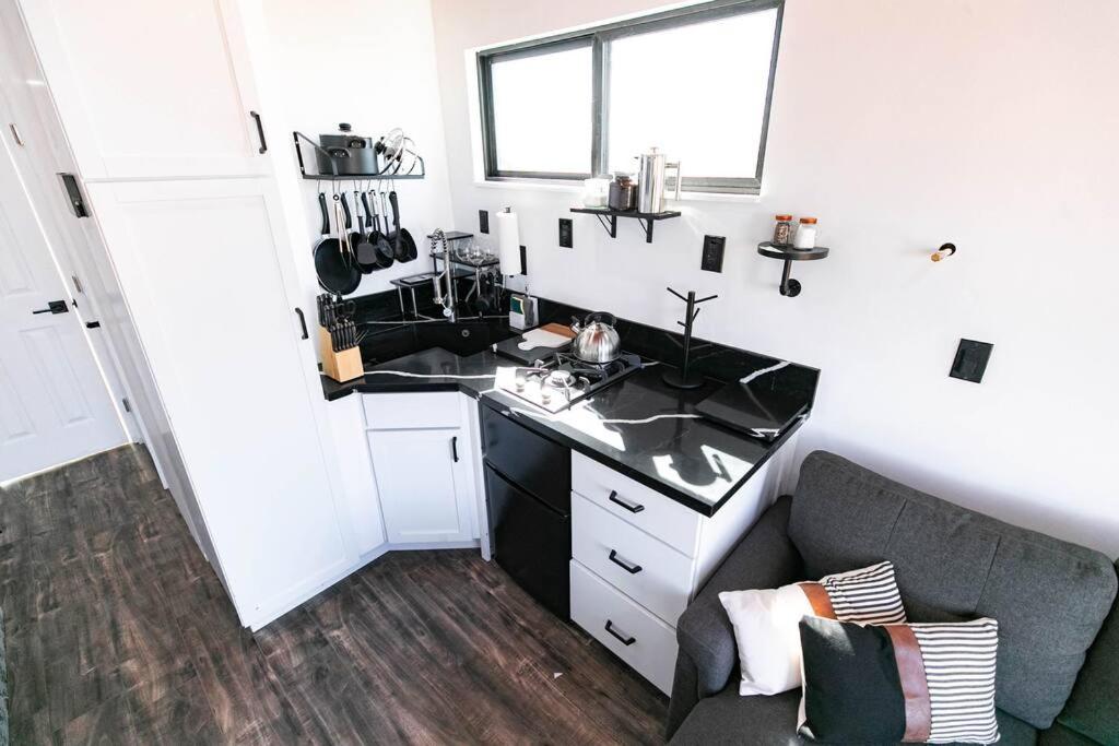 Grand Canyon Stargazing Off-Grid Tiny Home view 4